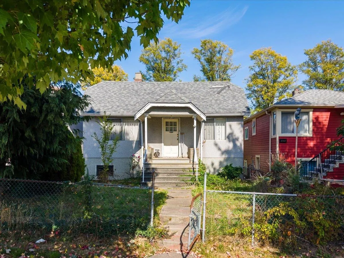 2741 Euclid Avenue