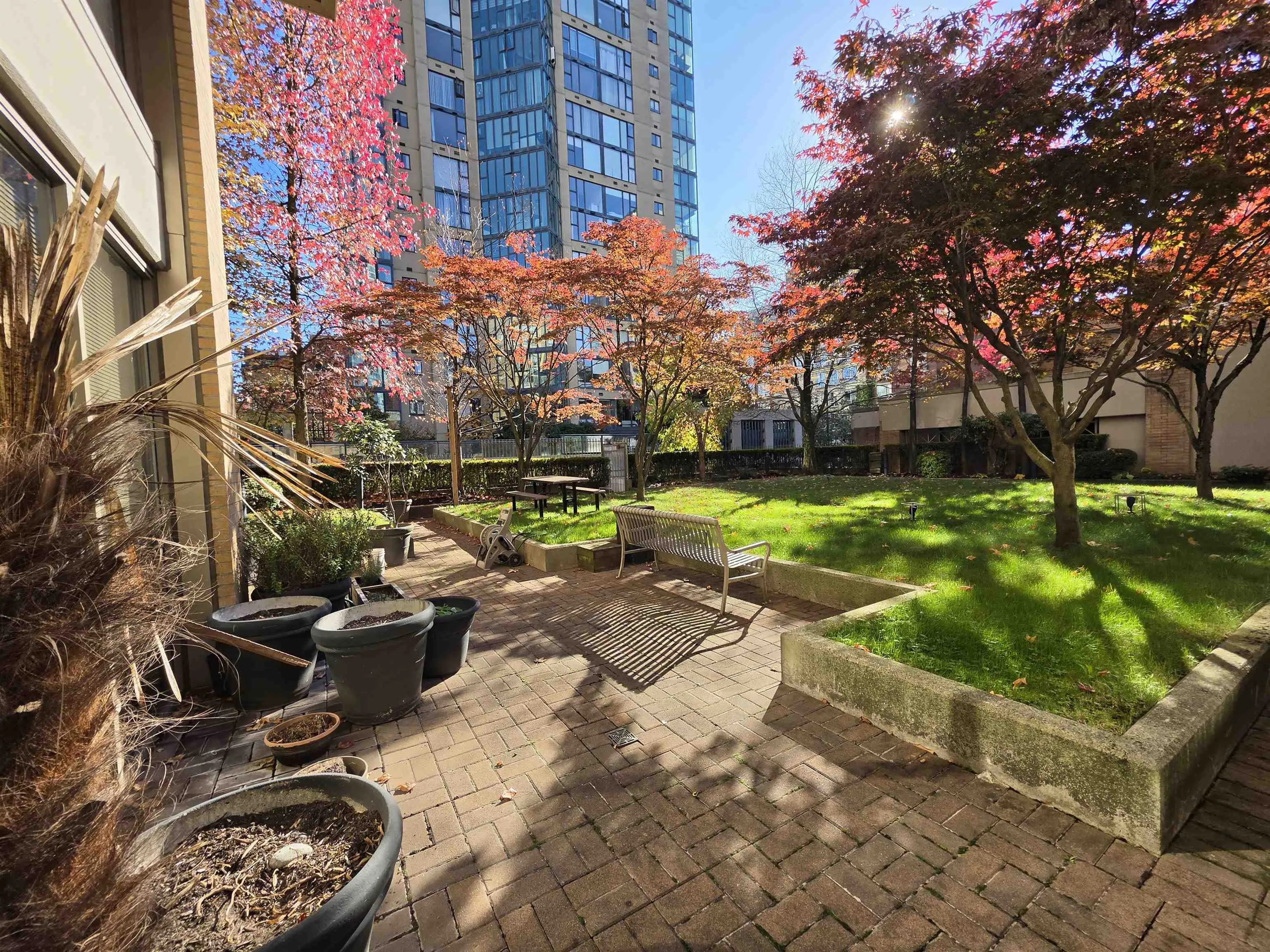 1188 Richards Street #1902