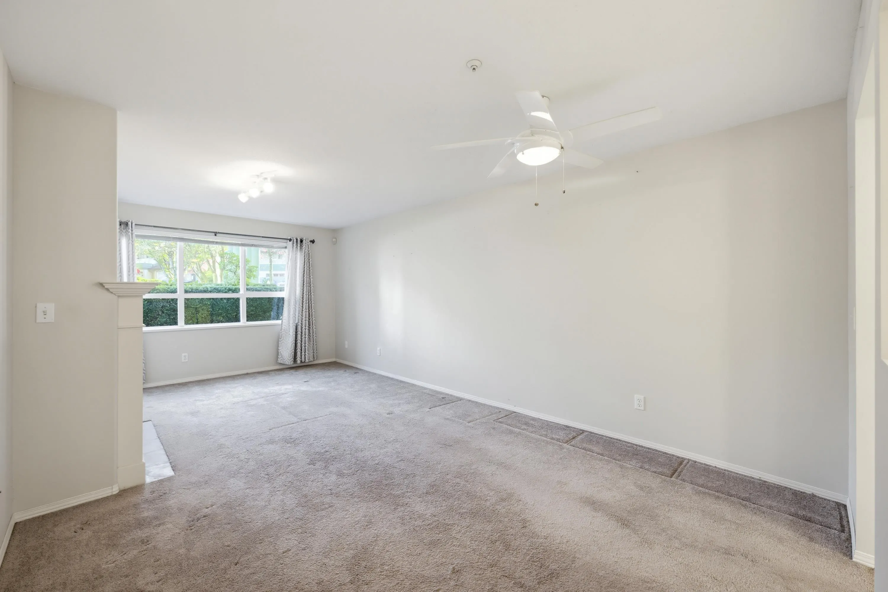 13860 70 Avenue #101