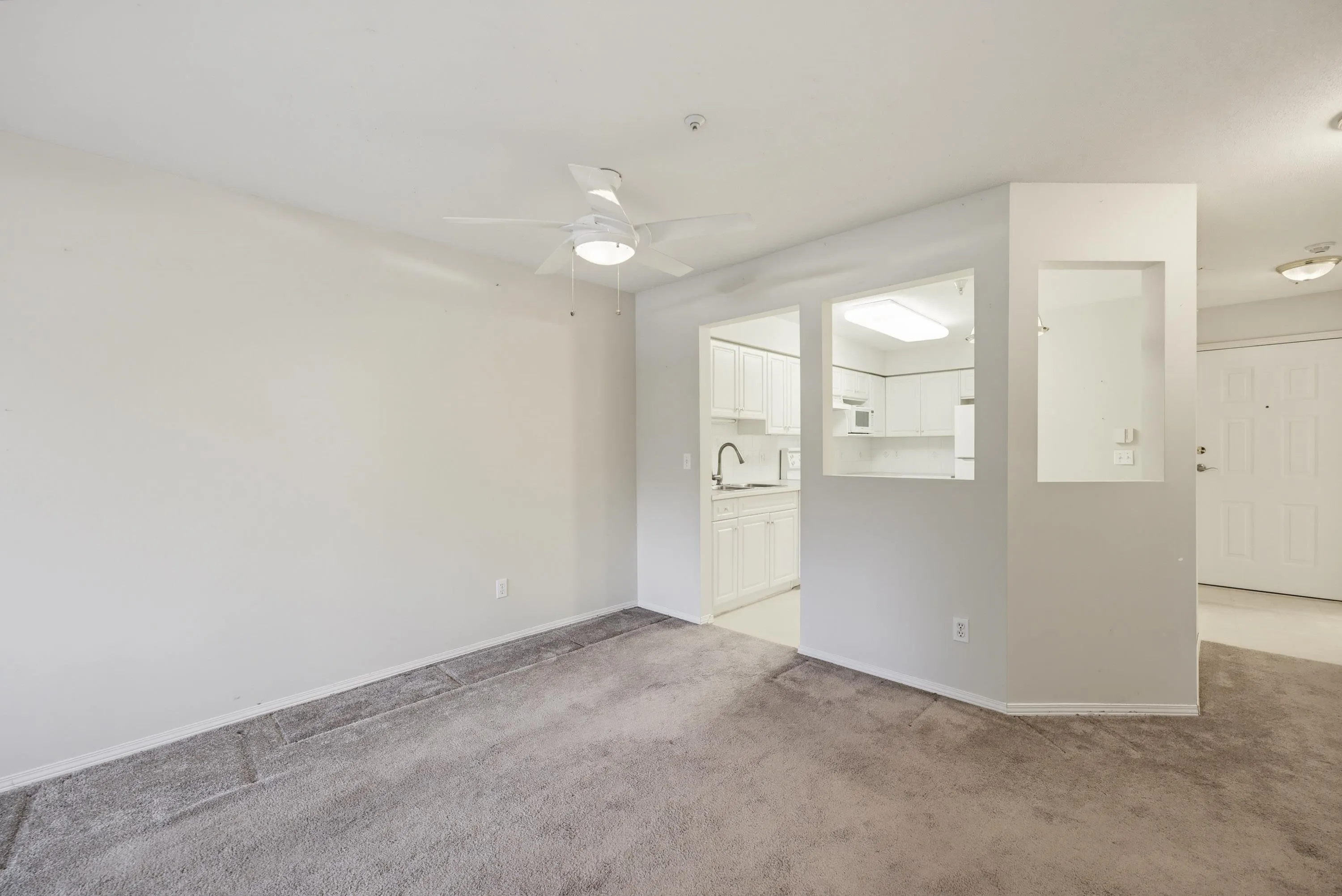 13860 70 Avenue #101