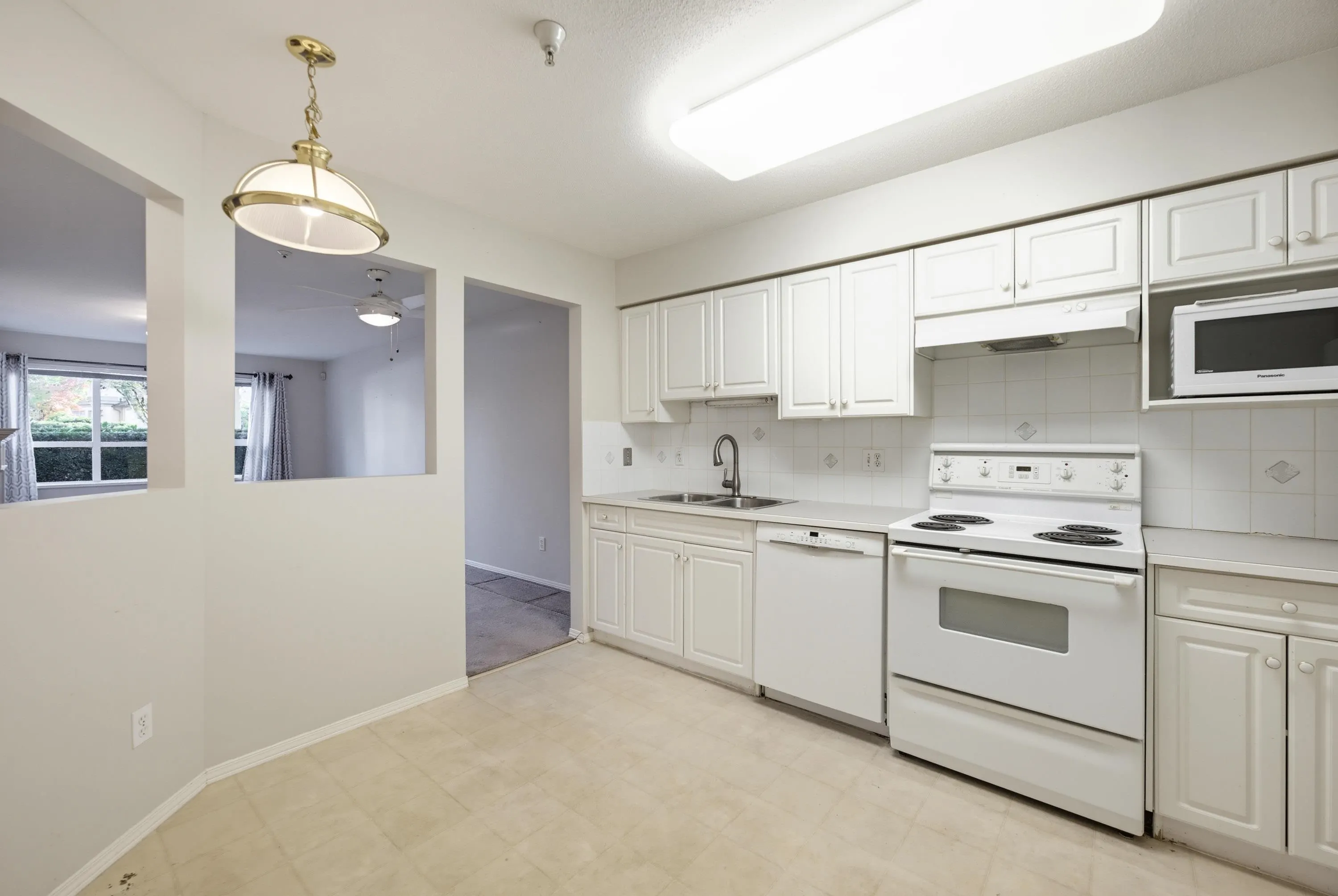 13860 70 Avenue #101