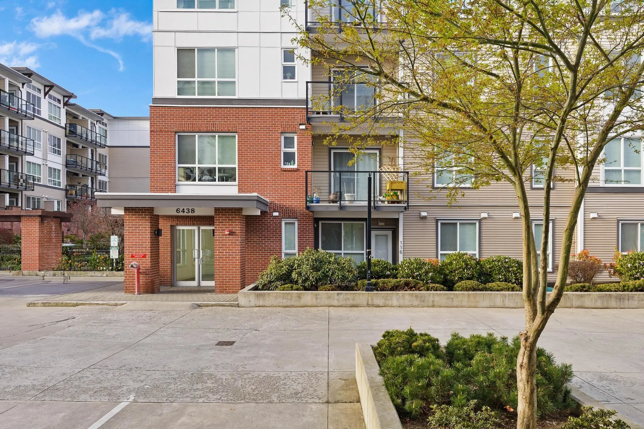6438 195a Street #108