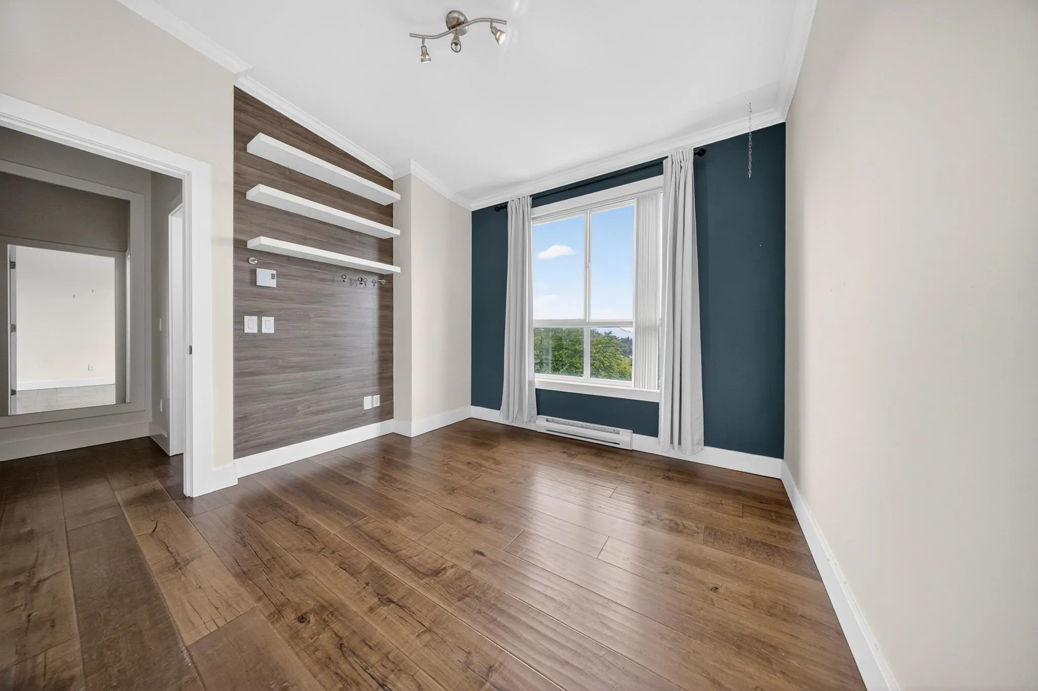5260 Goldspring Place #1503