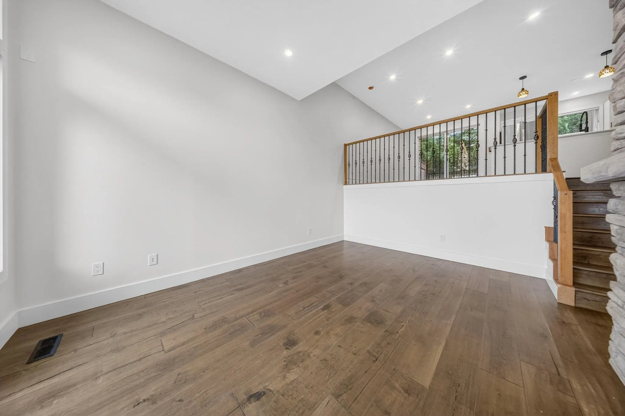 5260 Goldspring Place #1503
