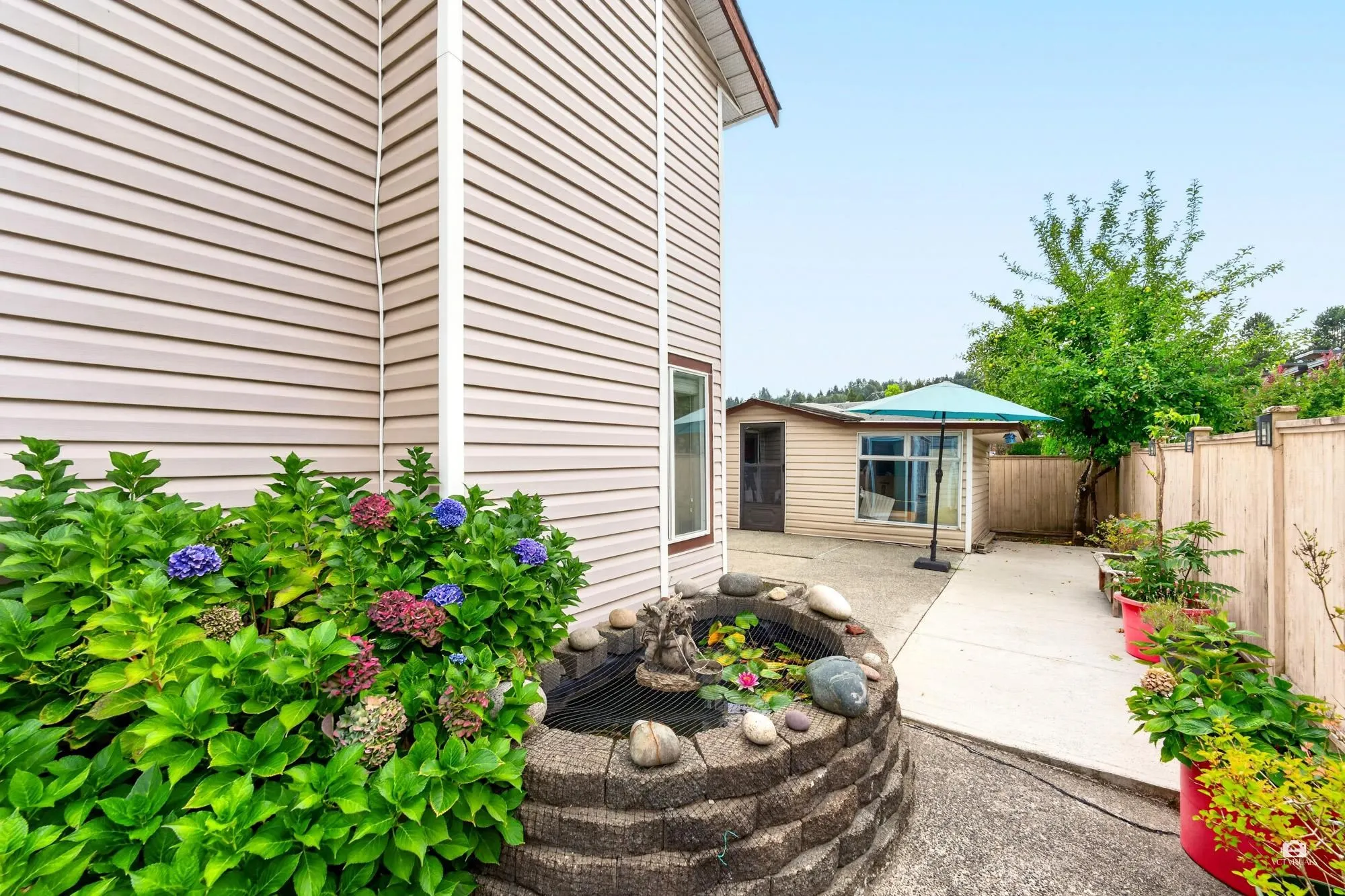 2550 Raven Court