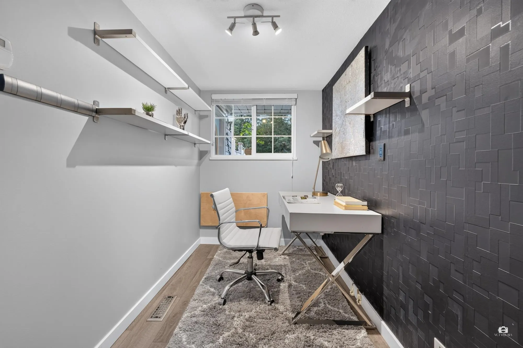 2550 Raven Court