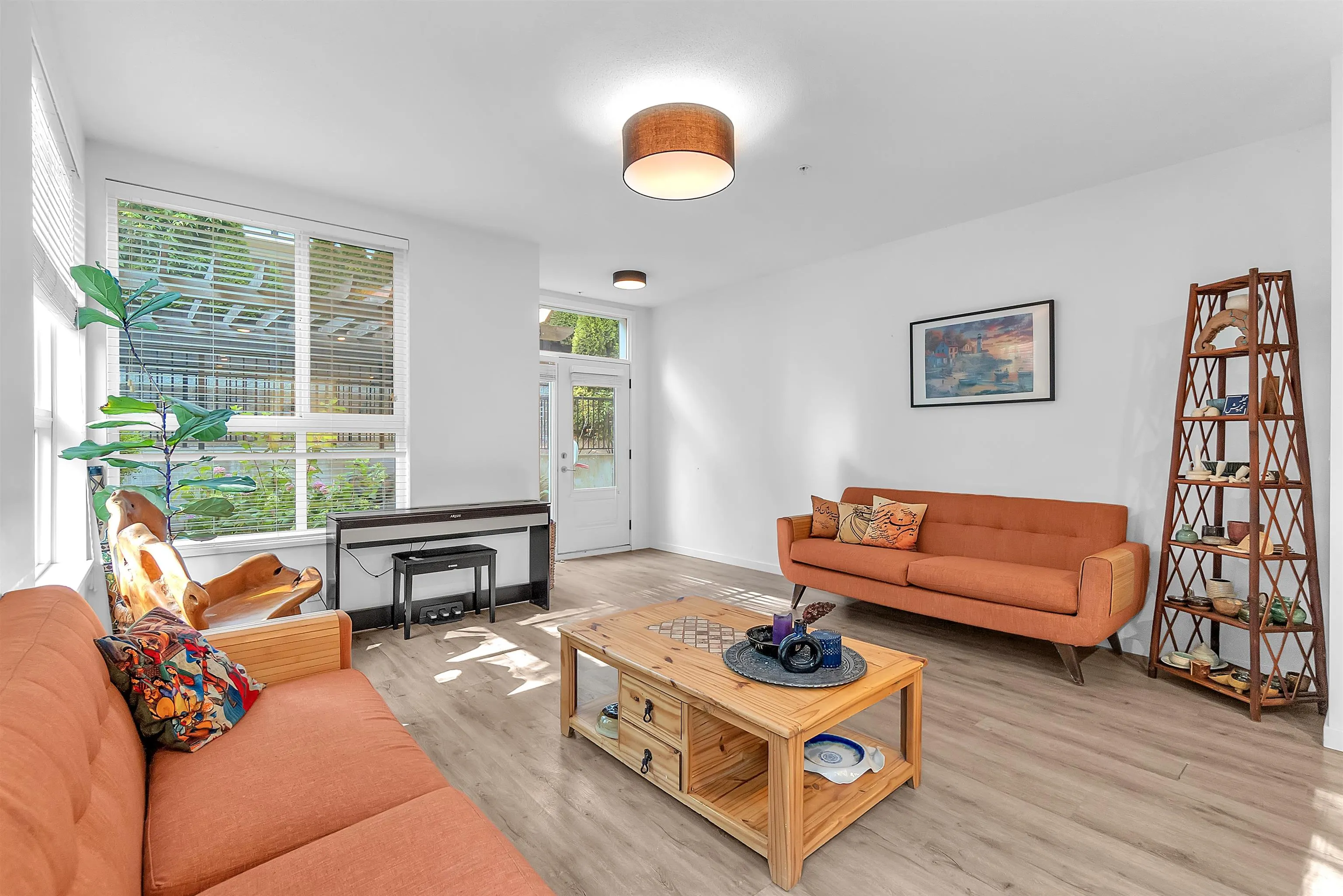 20087 68 Avenue #B210