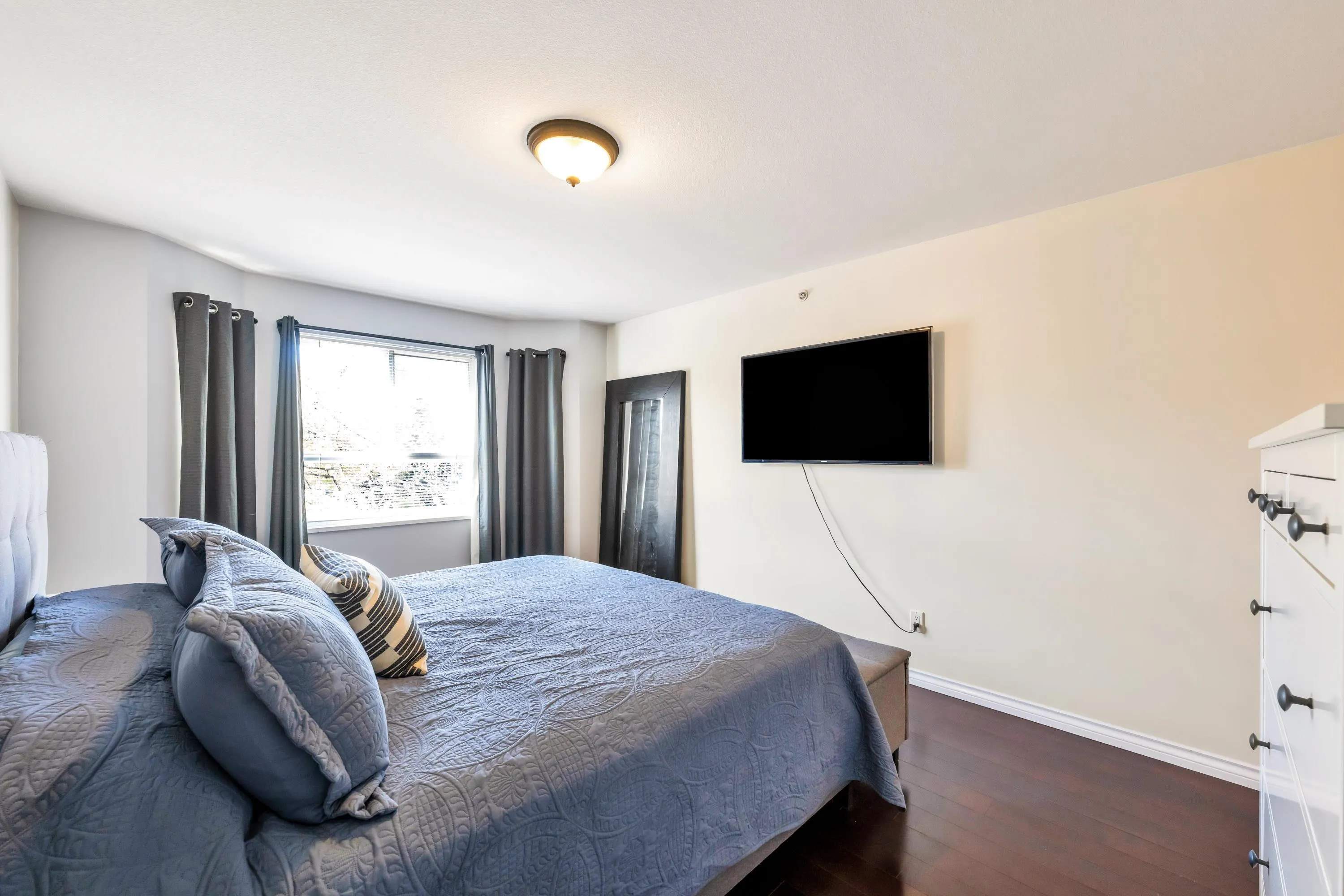 8976 208 Street #307