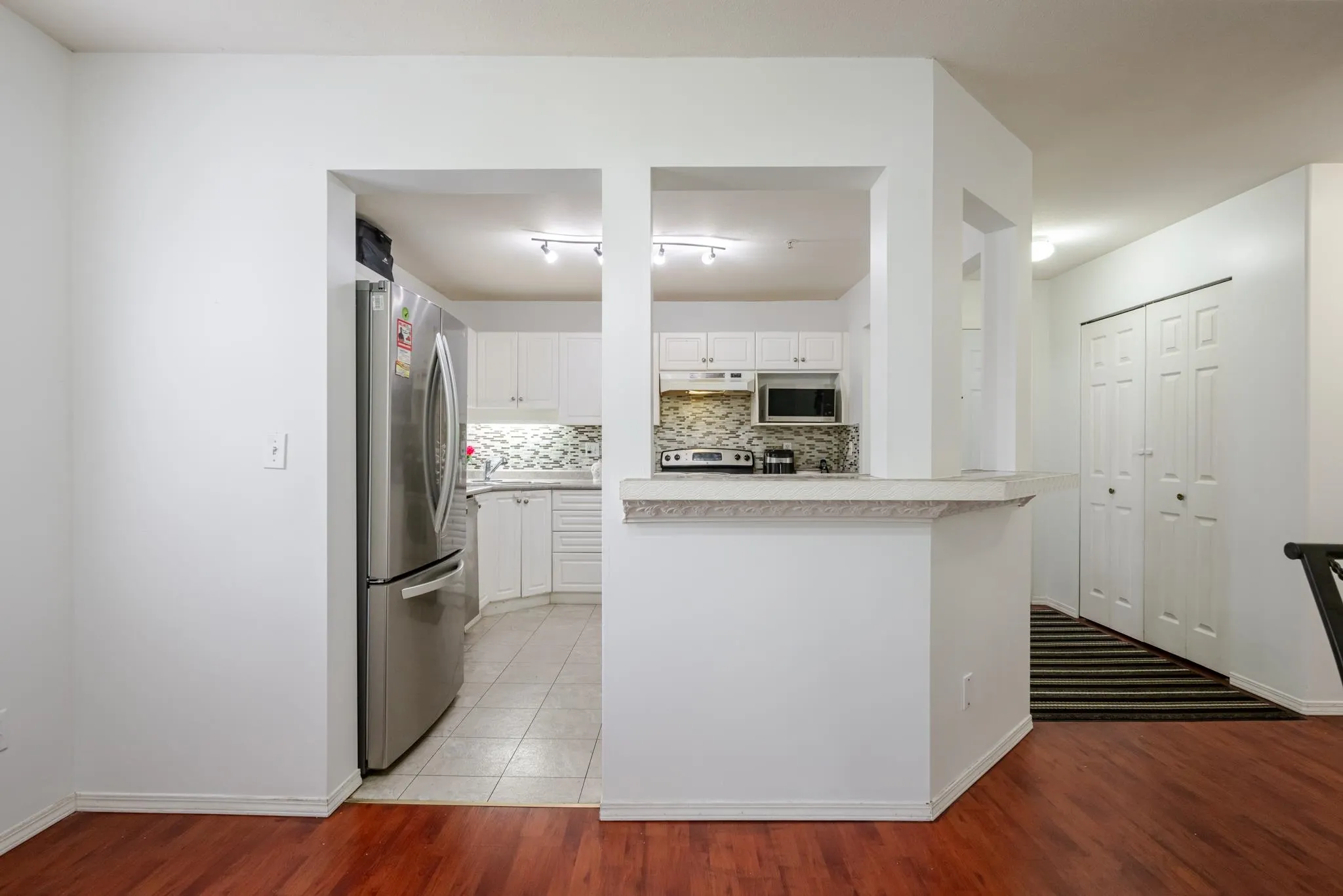 2435 Center Street #302