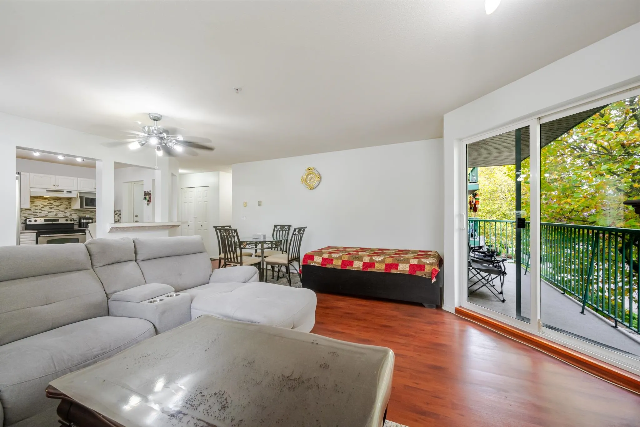 2435 Center Street #302