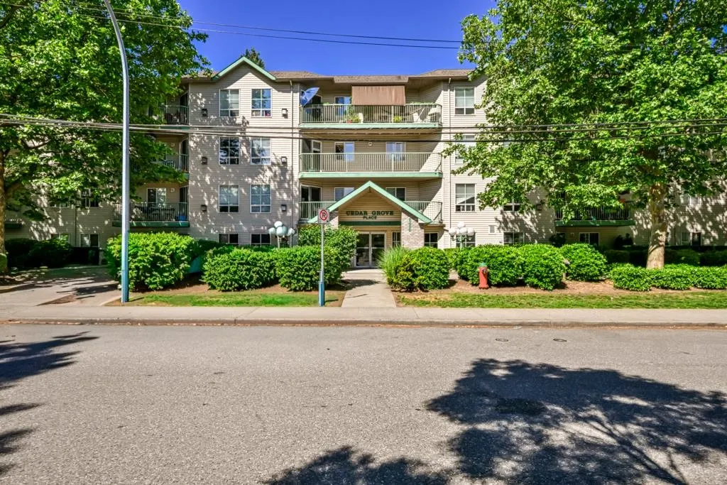 2435 Center Street #302