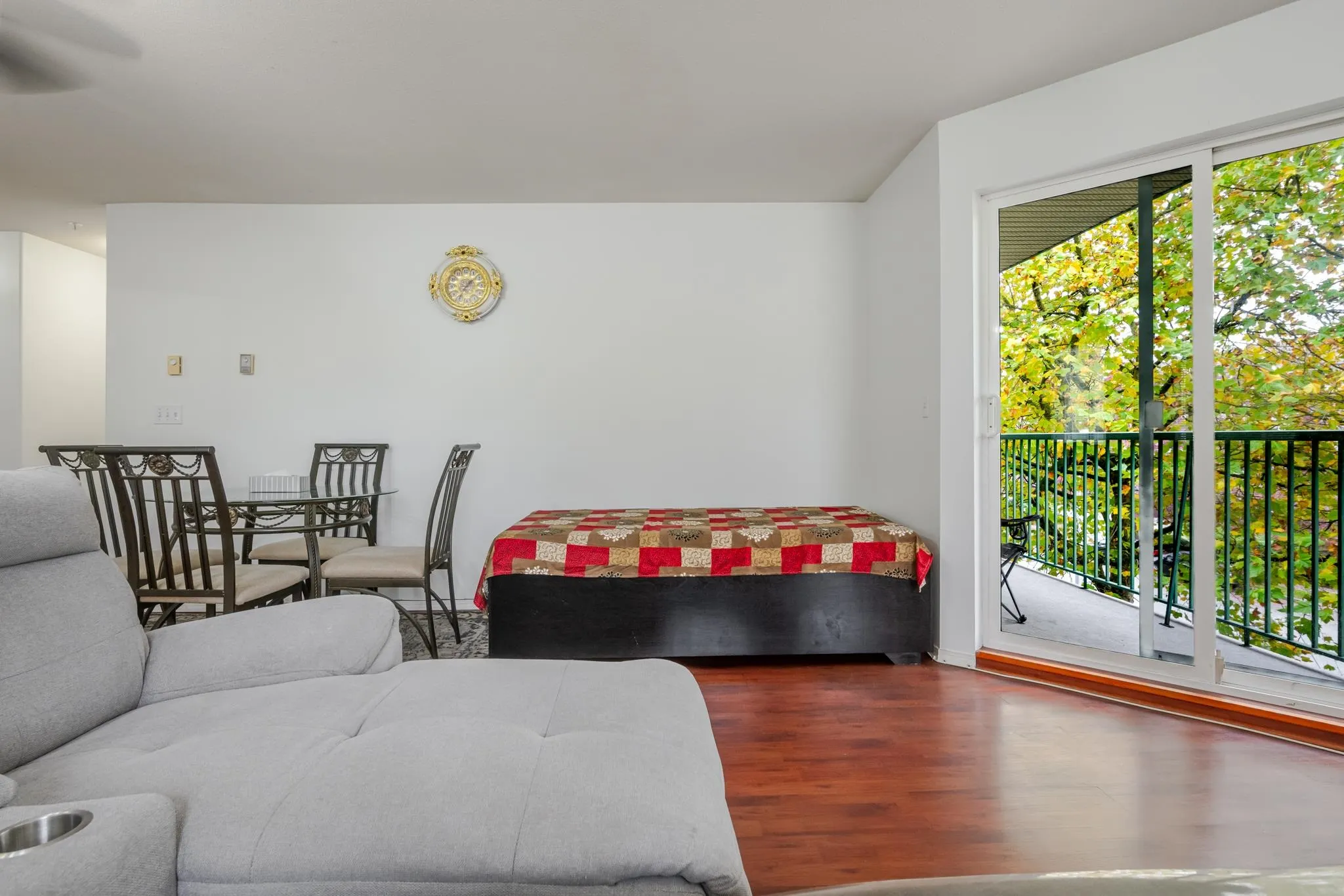 2435 Center Street #302