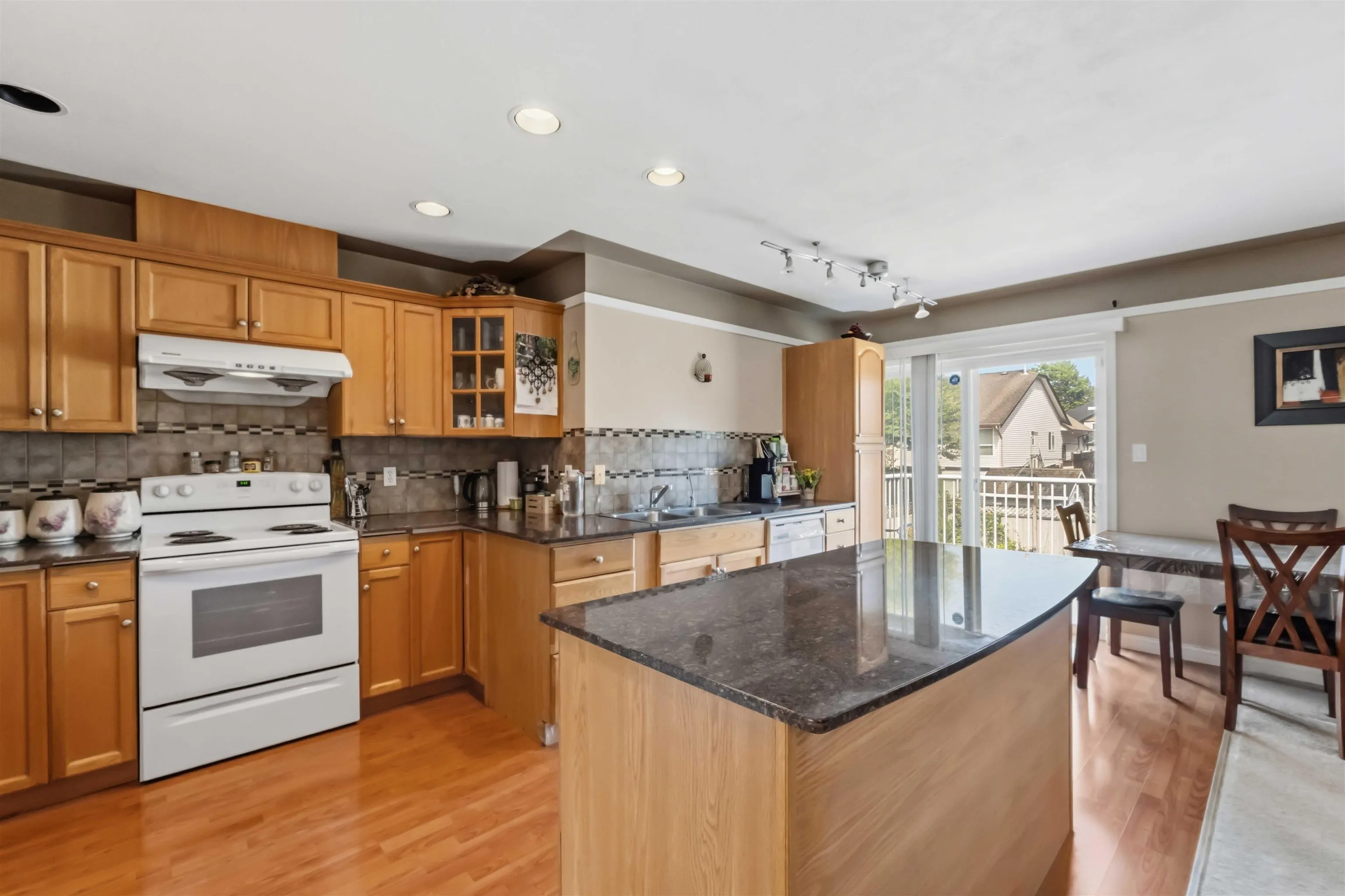 3588 Crestview Avenue