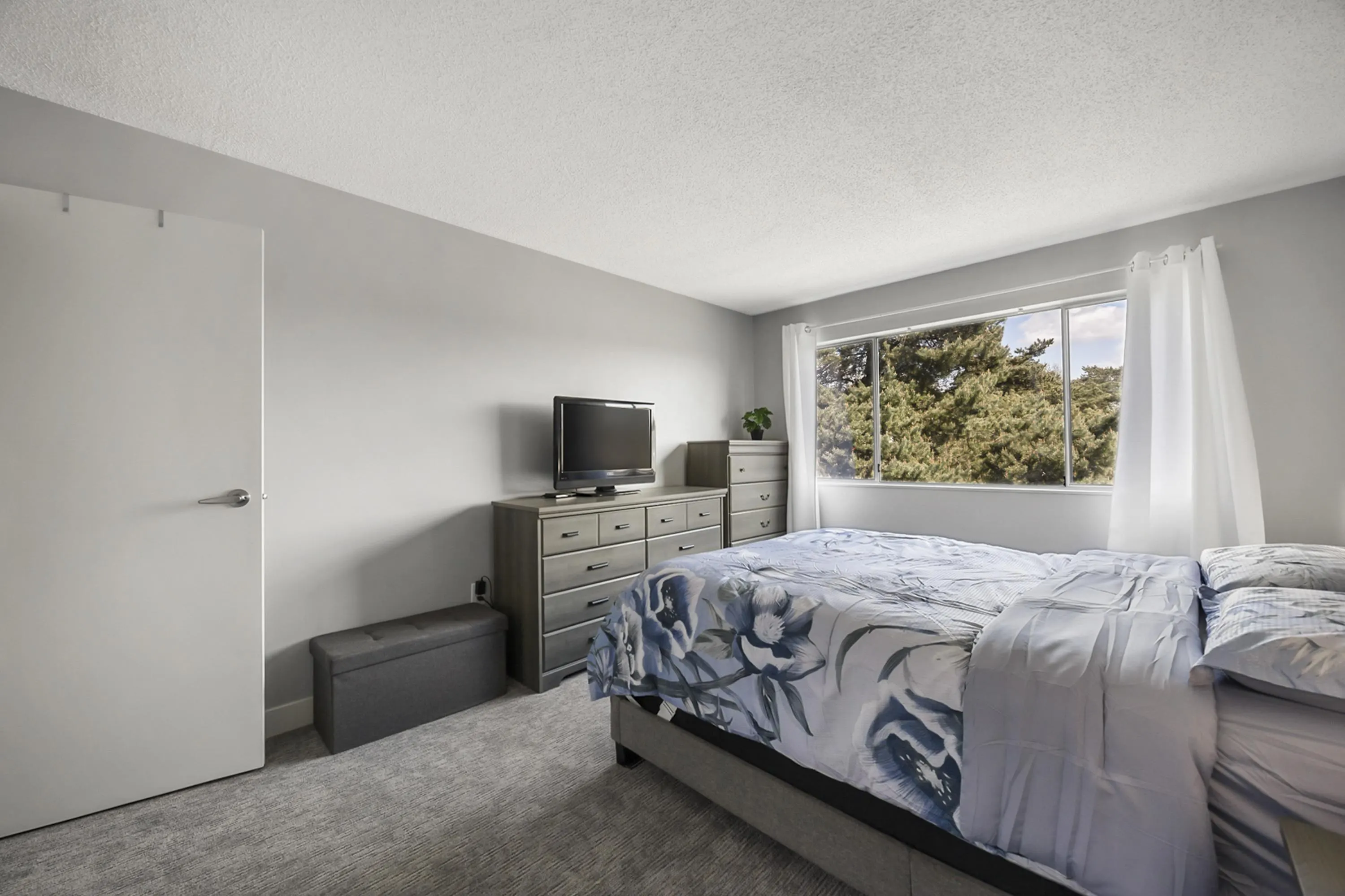 5700 200 Street #312