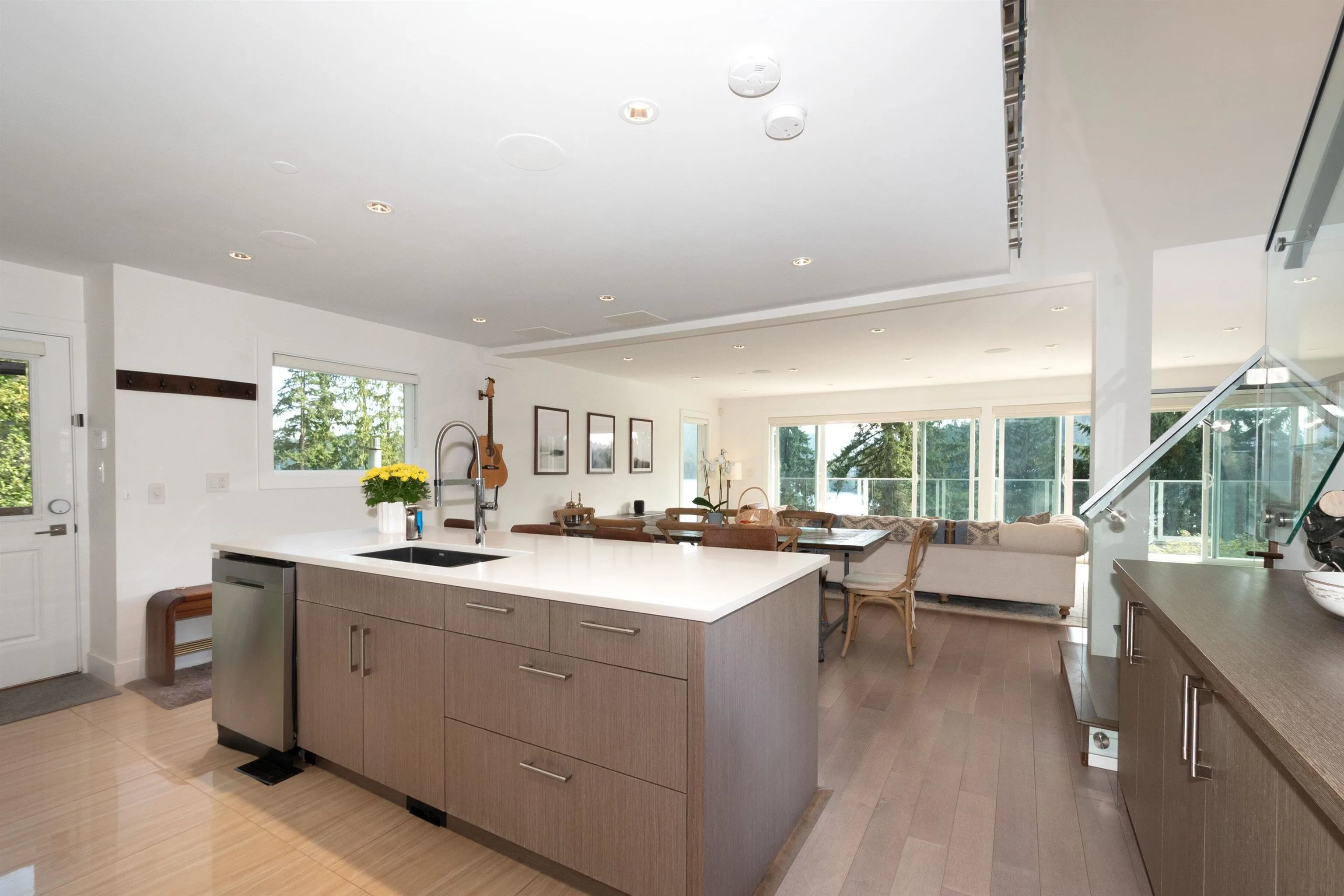 2867 Panorama Drive
