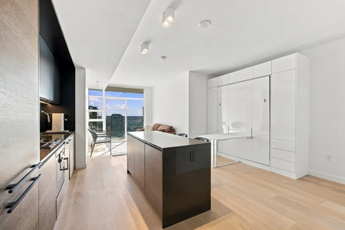 1289 Hornby Street #4106
