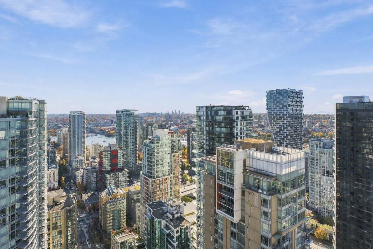 1289 Hornby Street #4106