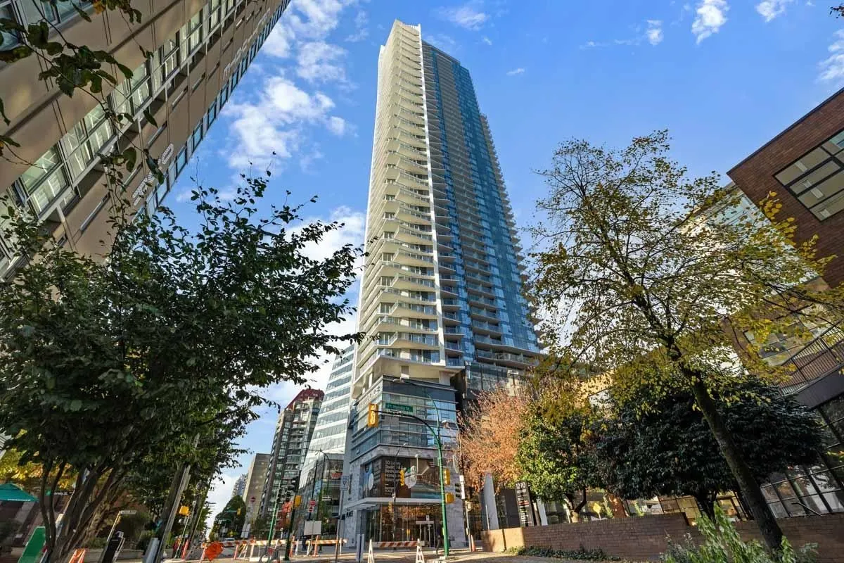 1289 Hornby Street #4106