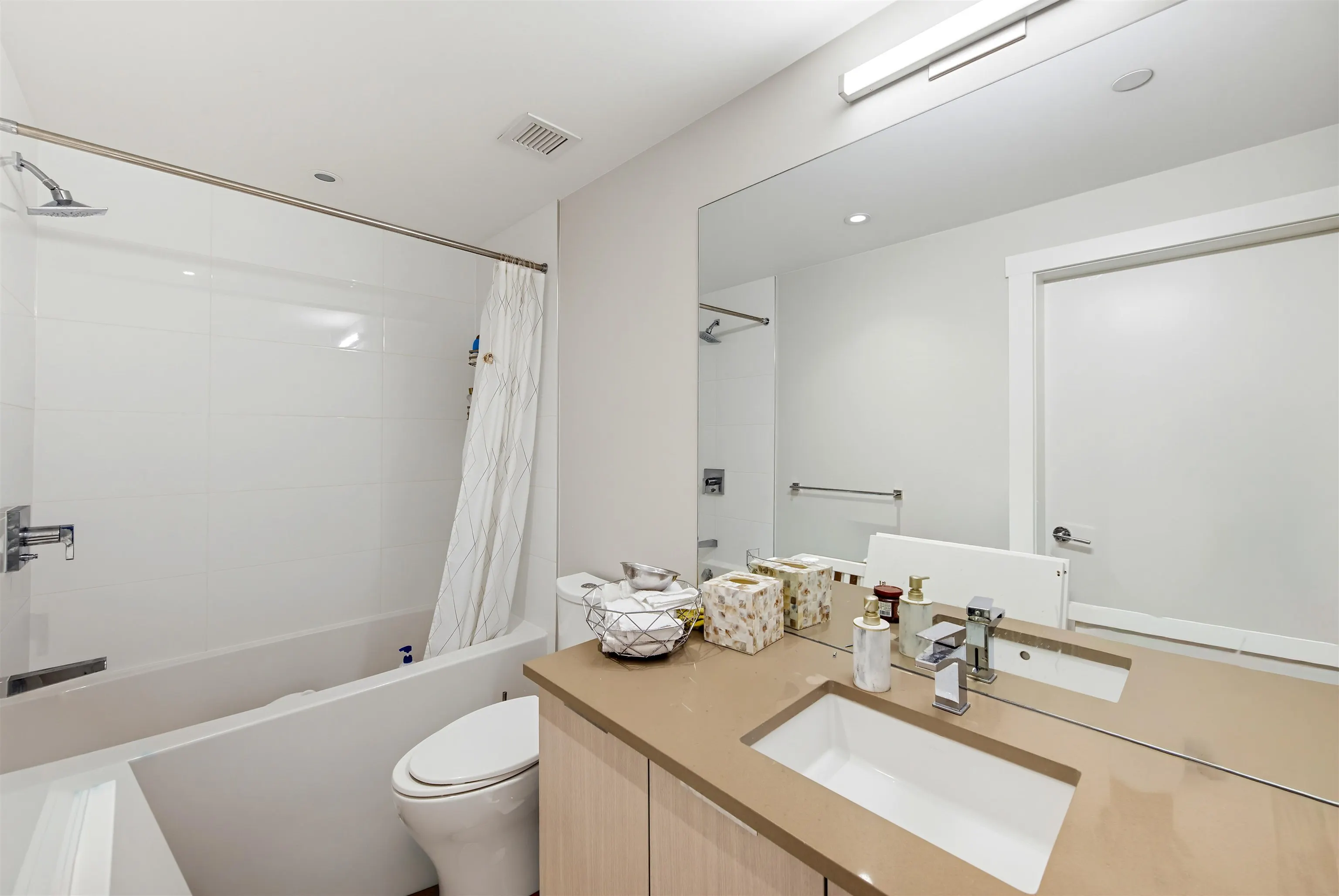 3588 Sawmill Crescent #310