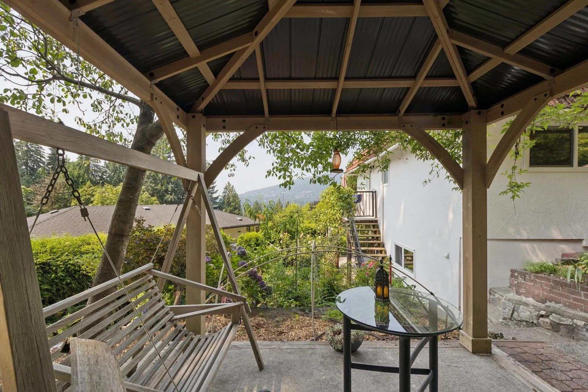704 Maurelle Court