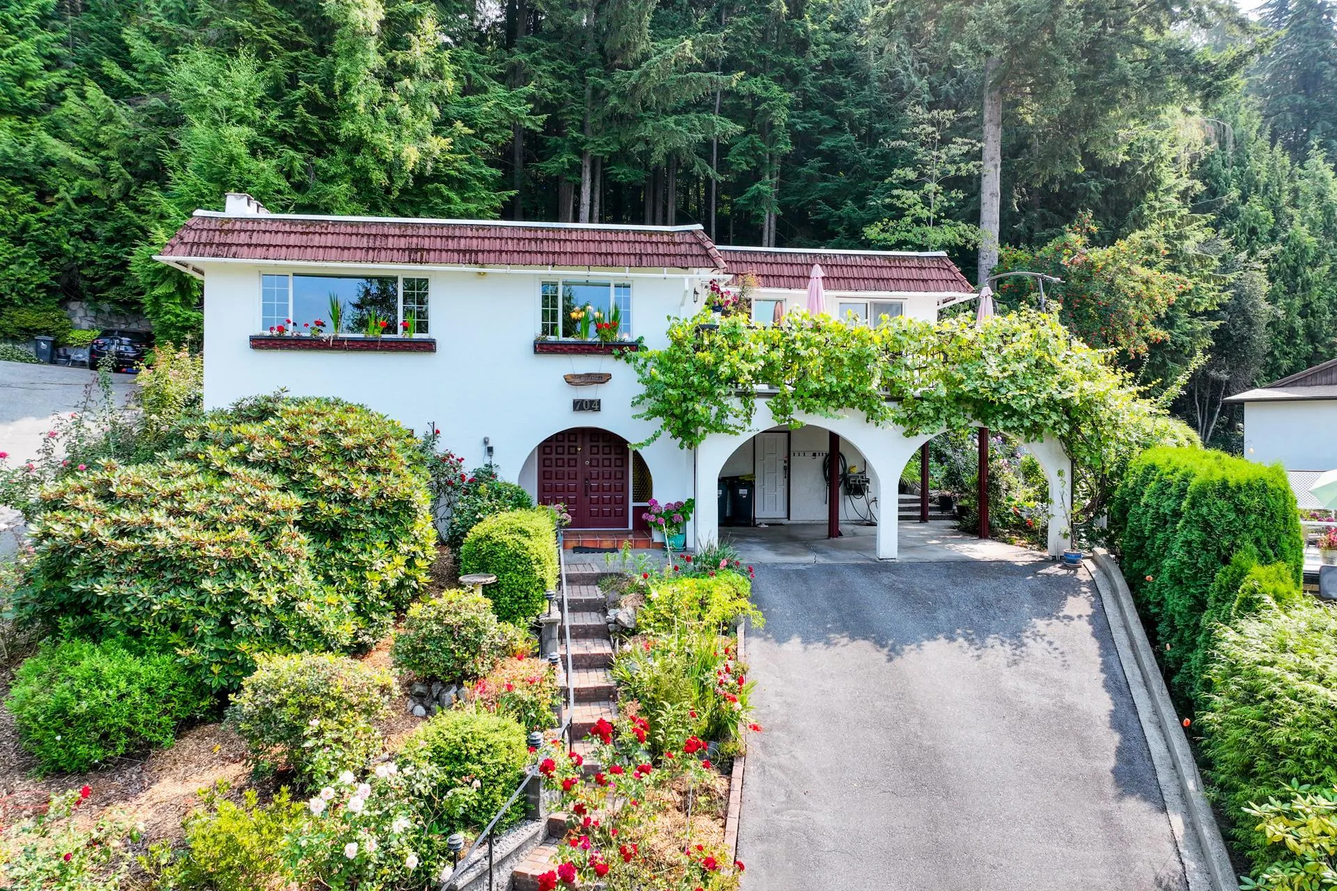 704 Maurelle Court