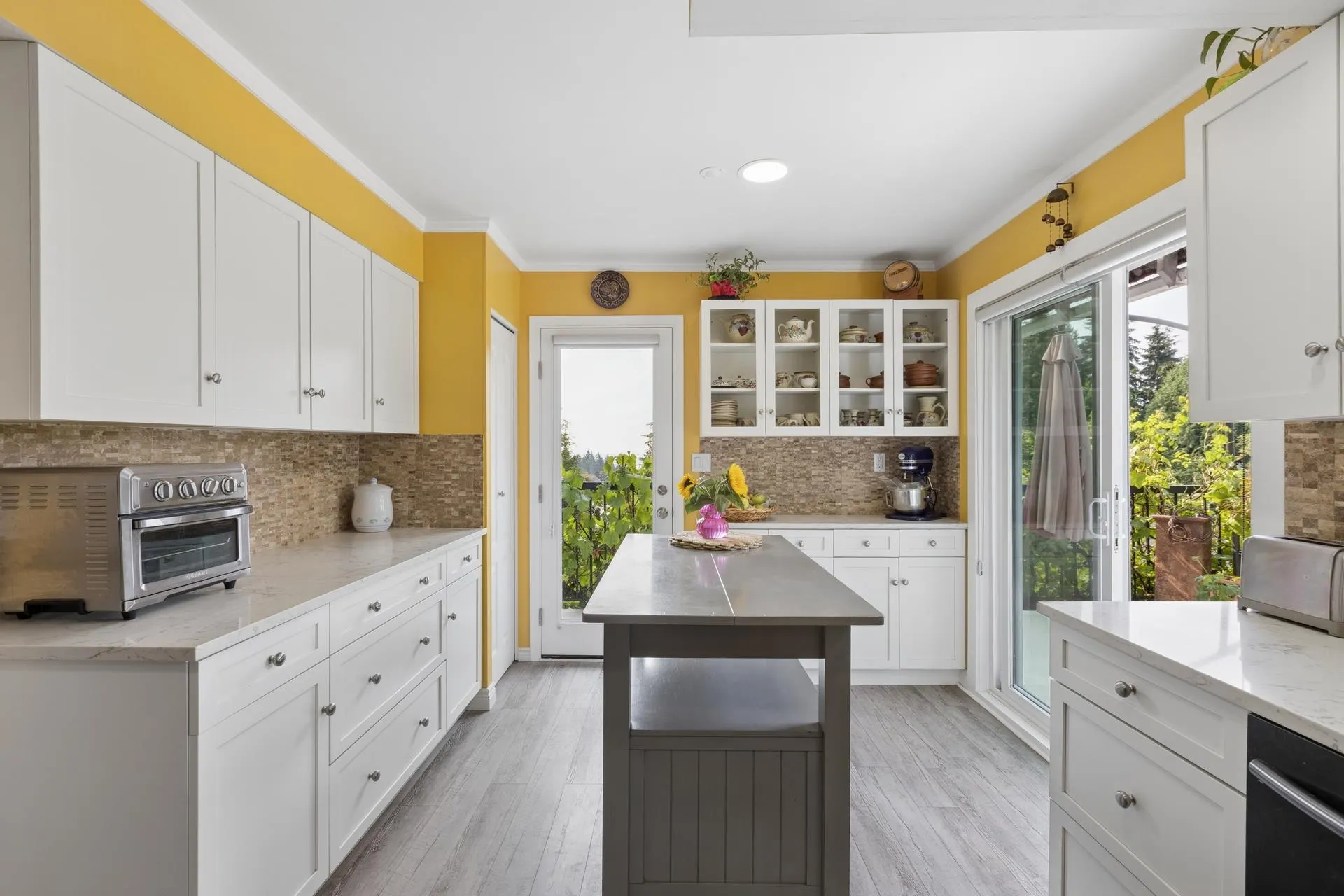704 Maurelle Court