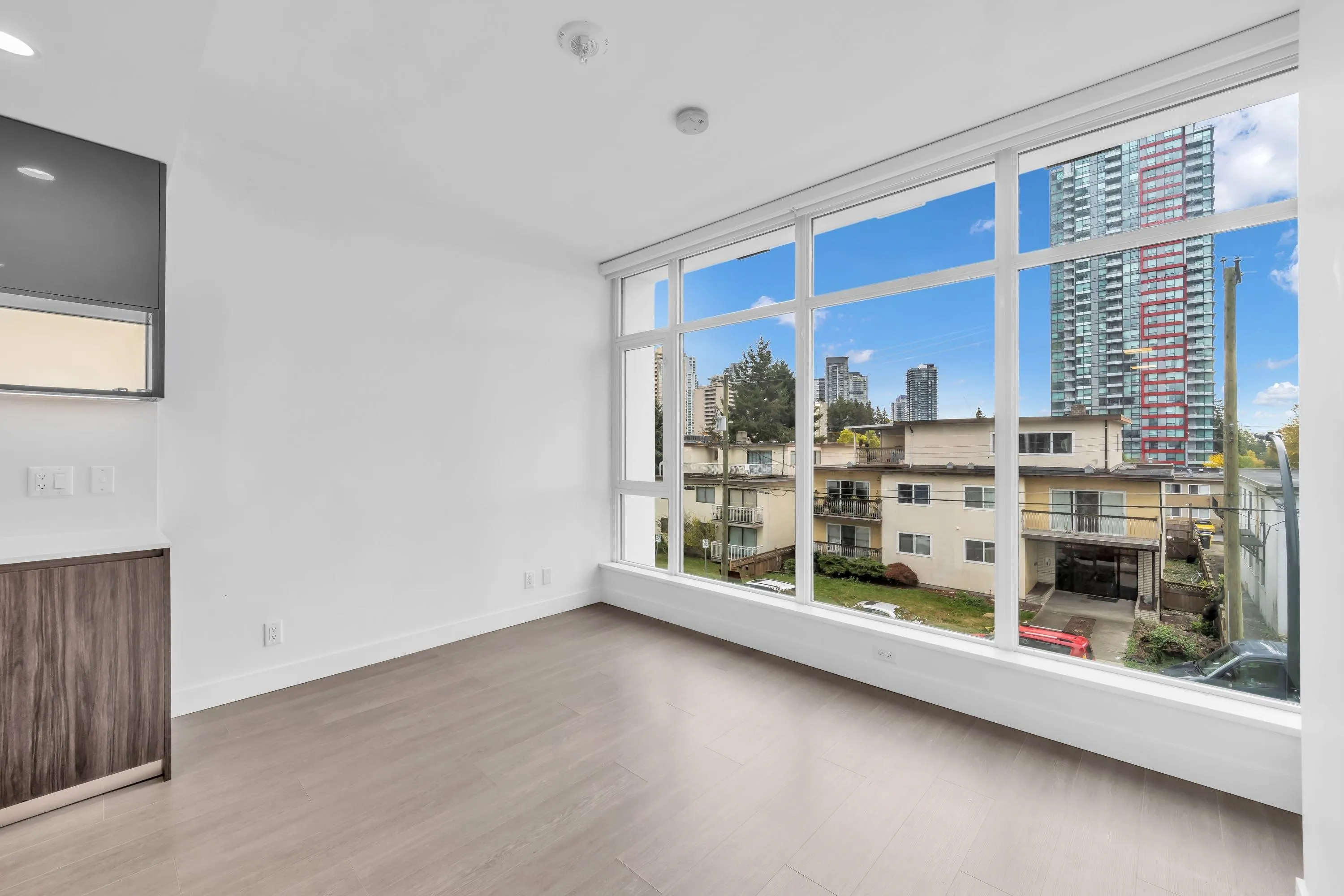 6511 Sussex Avenue #305