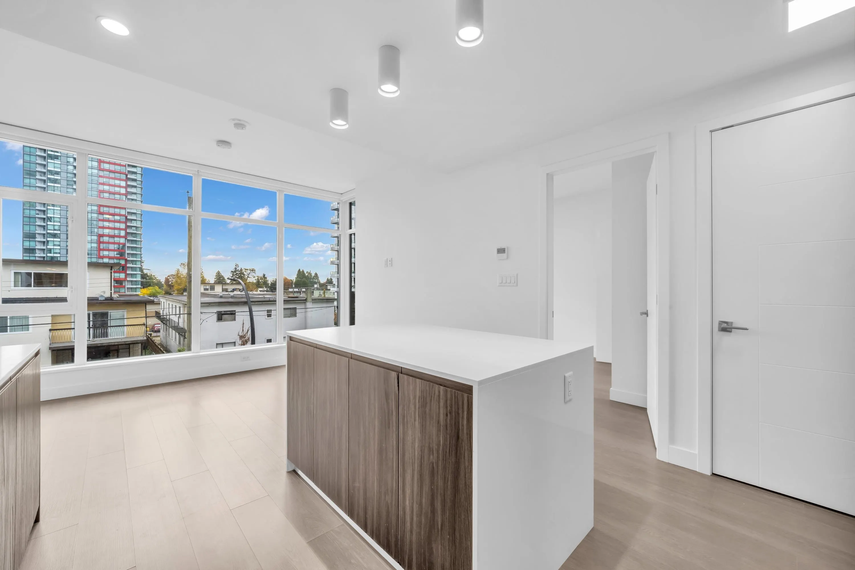 6511 Sussex Avenue #305