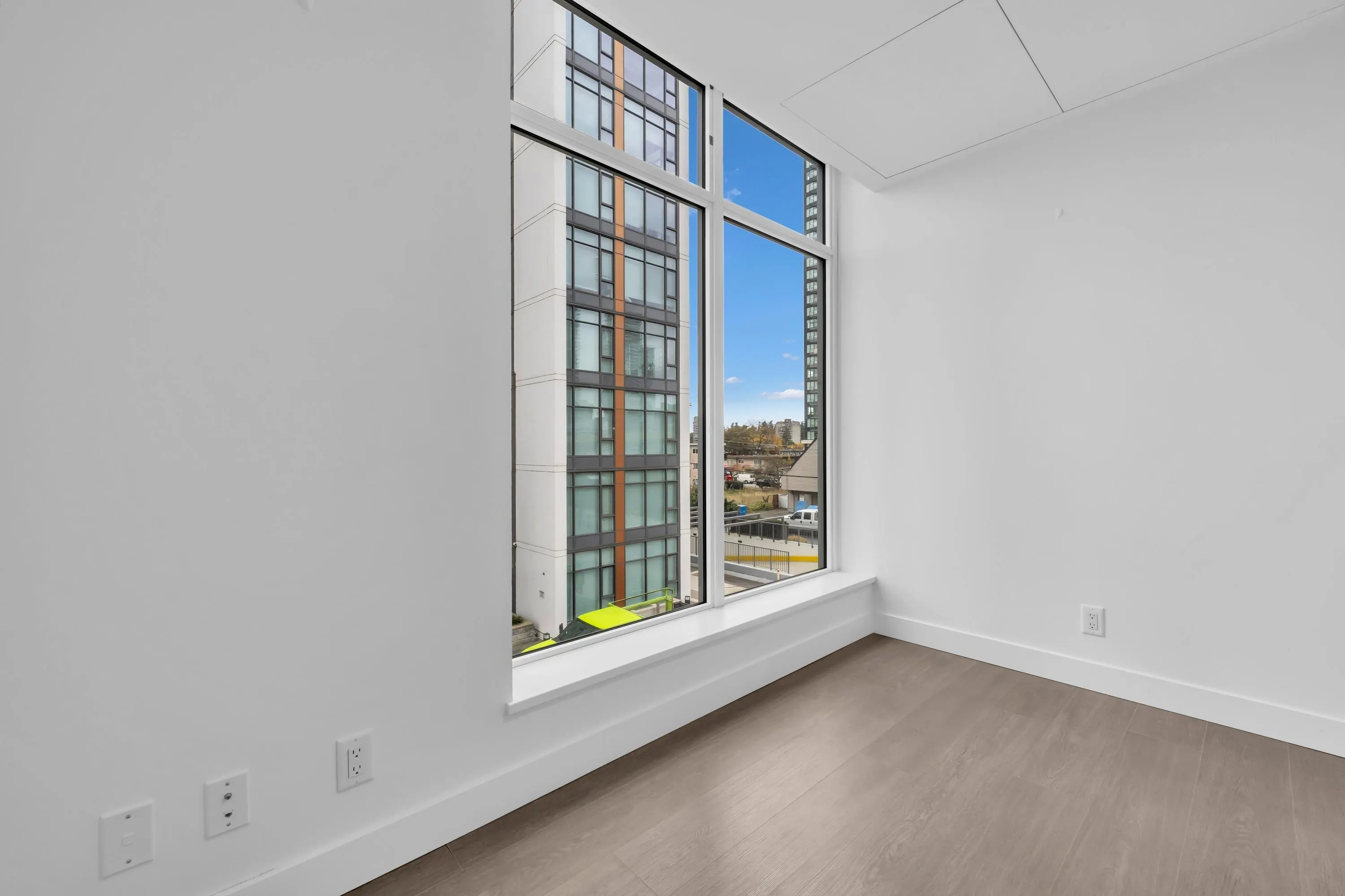 6511 Sussex Avenue #305