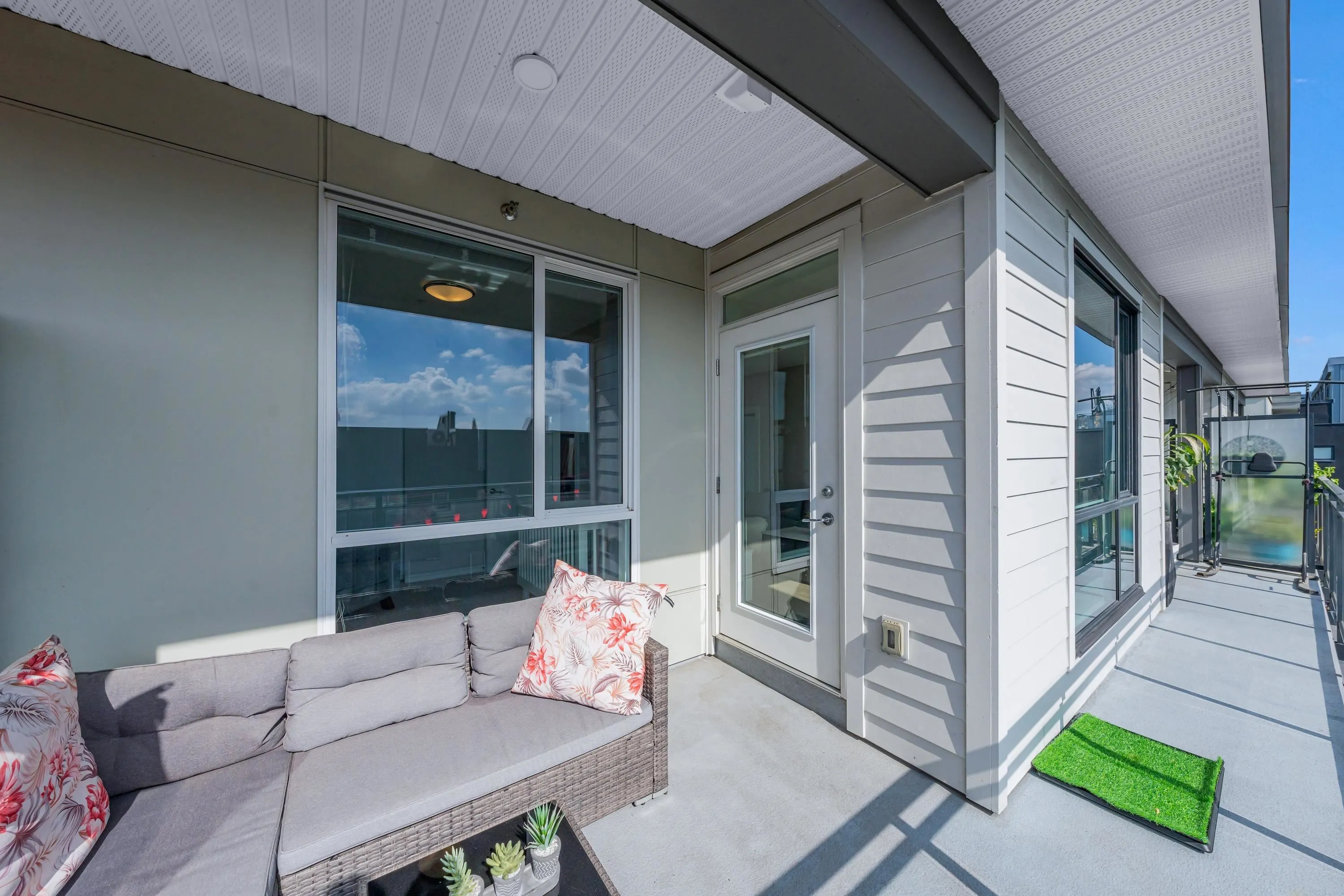 625 E 3rd Street #303