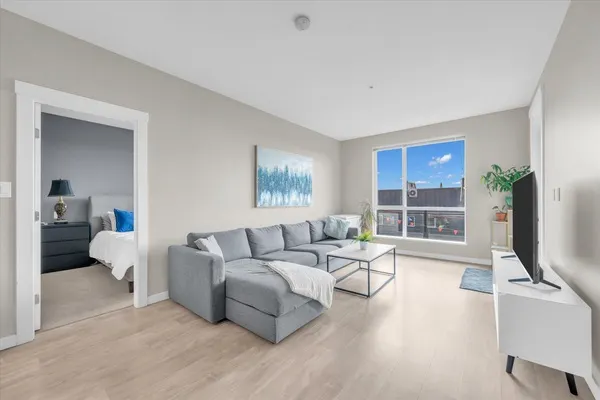 625 E 3rd Street #303