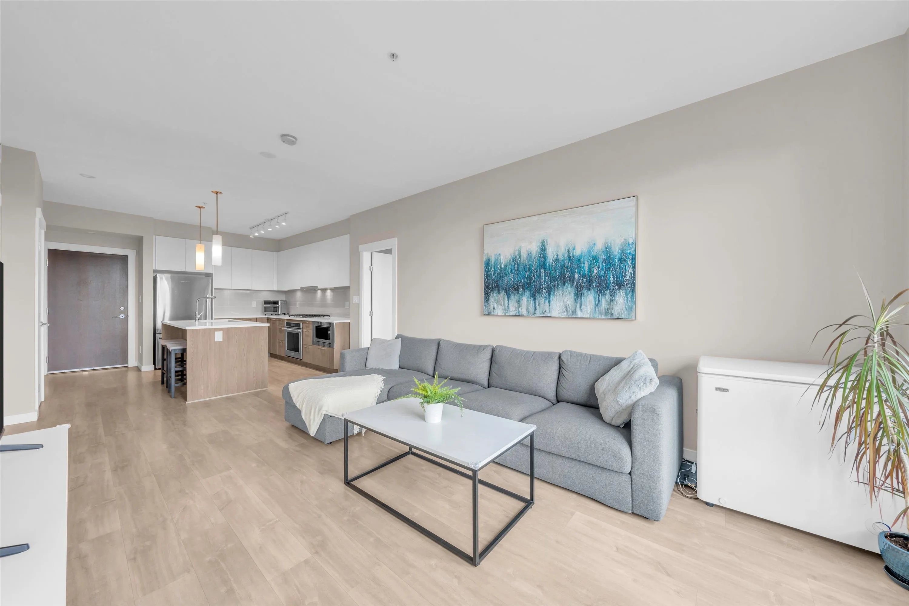 625 E 3rd Street #303