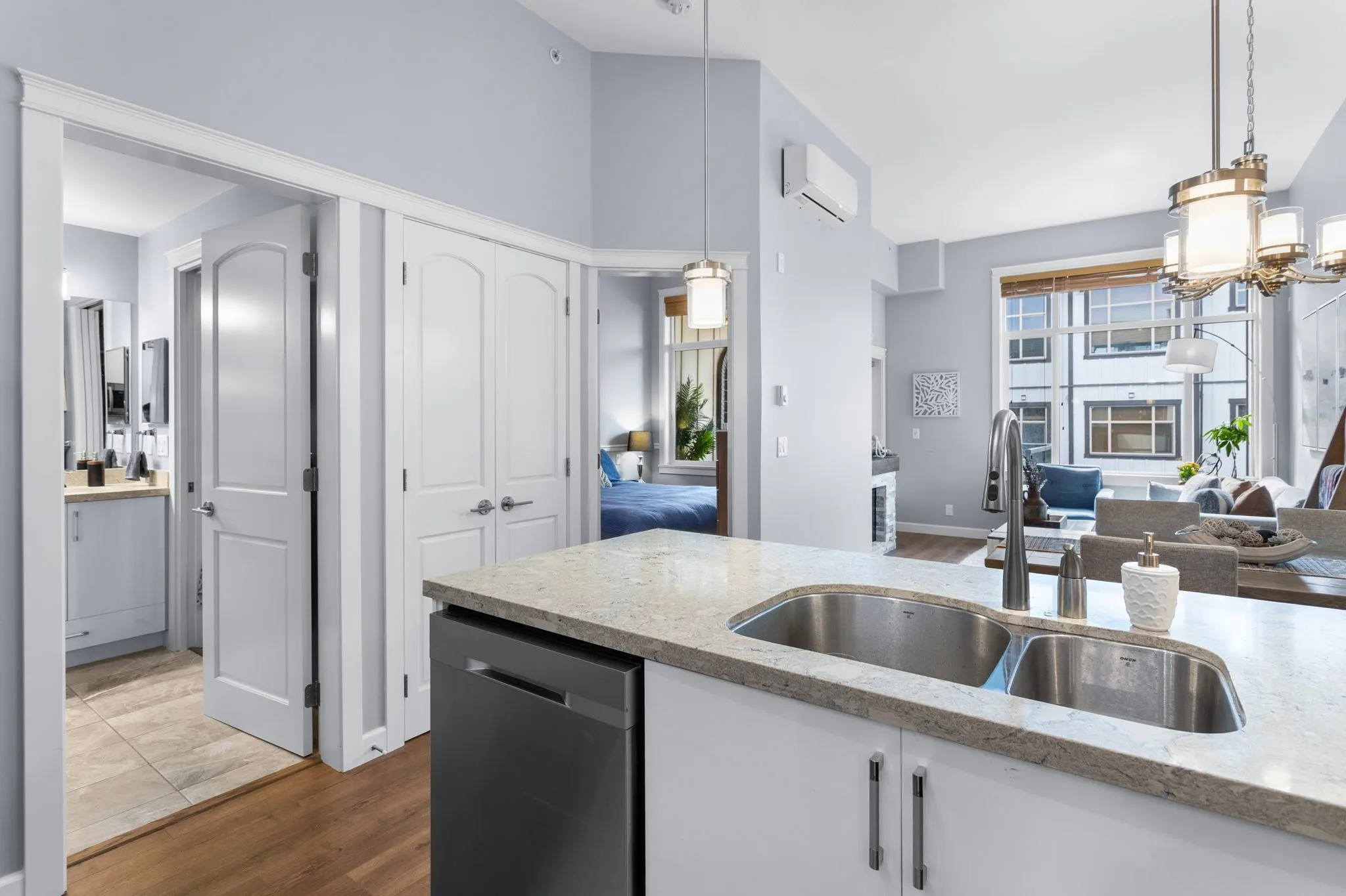 20328 86 Avenue #609