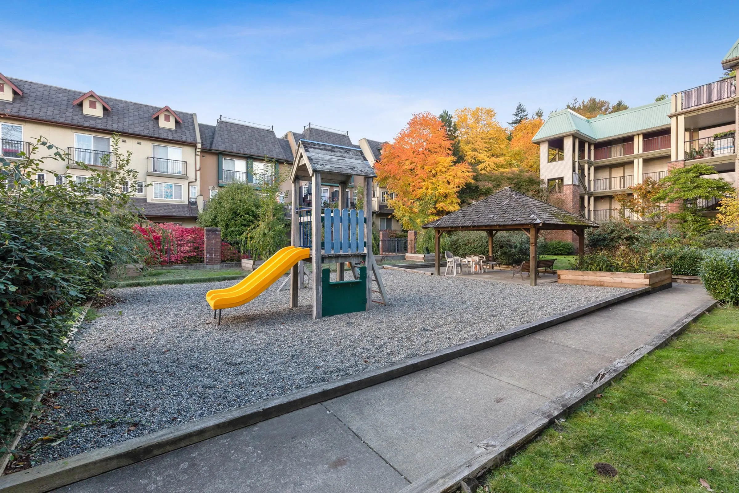 1591 Booth Avenue #414