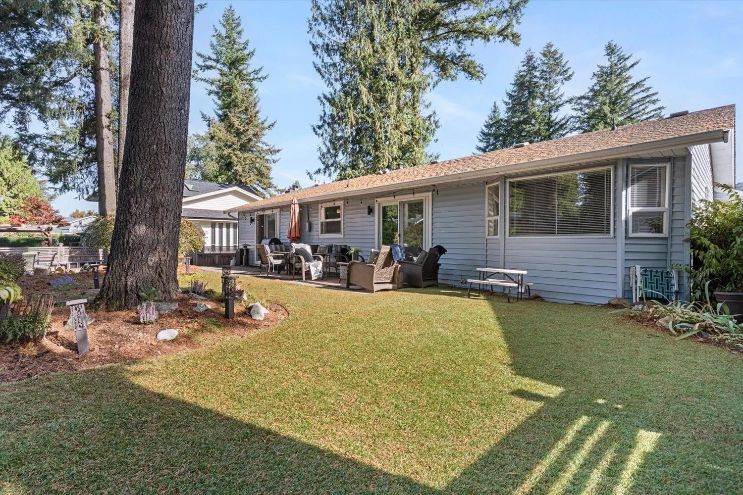 3297 Vernon Terrace