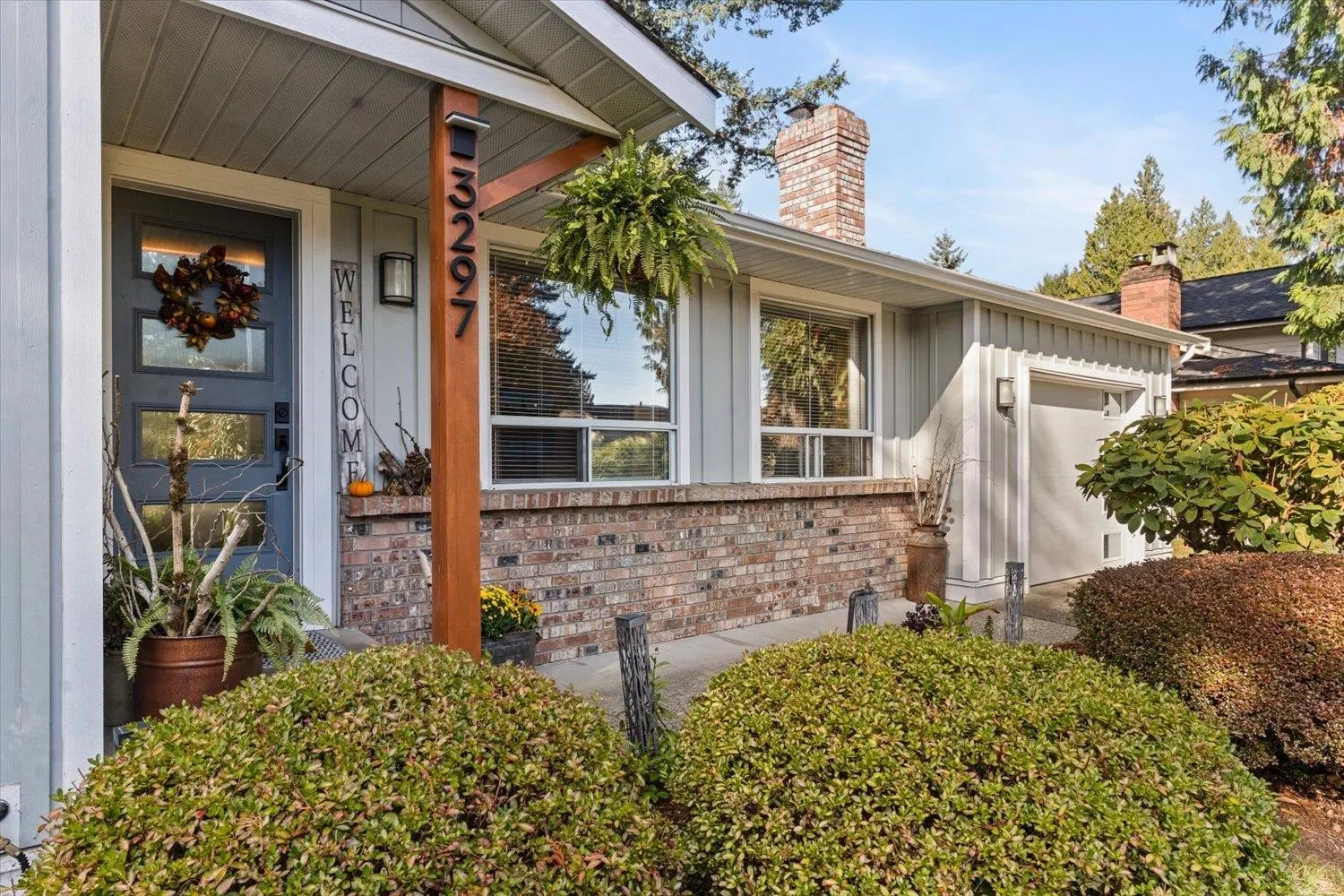 3297 Vernon Terrace