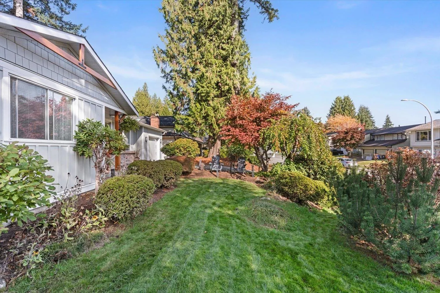3297 Vernon Terrace
