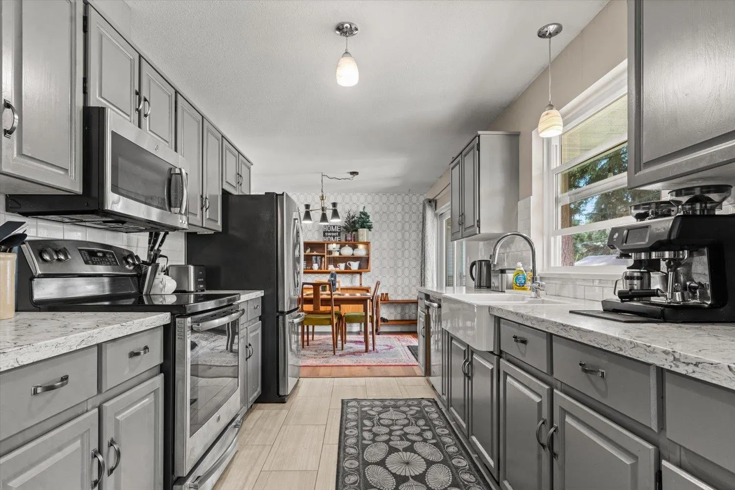 3297 Vernon Terrace