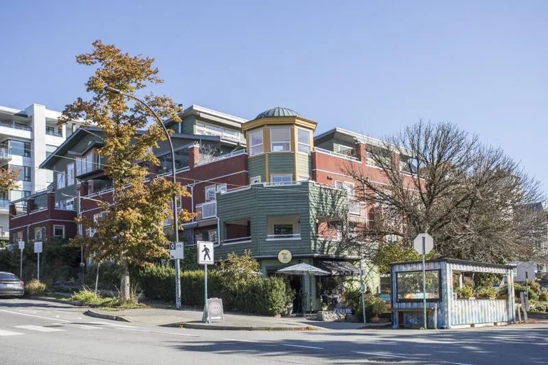 510 Chesterfield Avenue #401