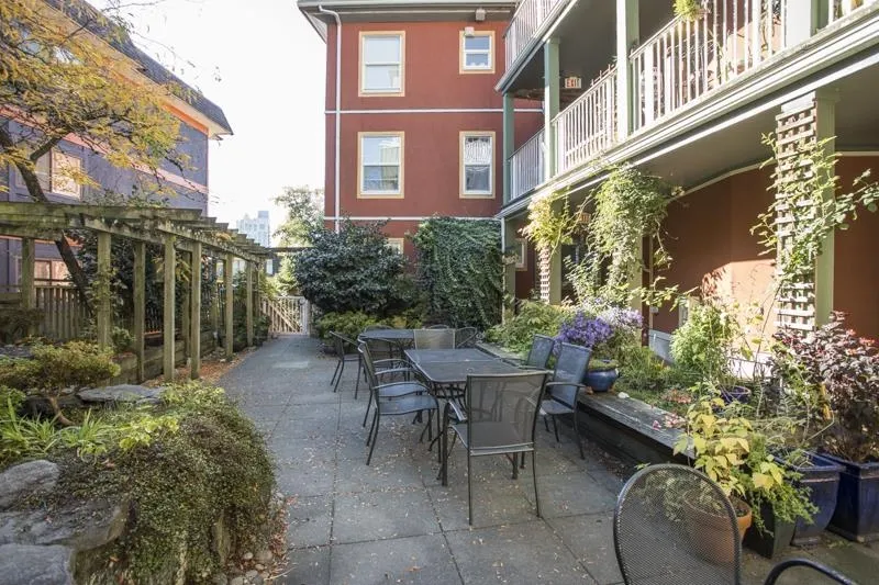 510 Chesterfield Avenue #401