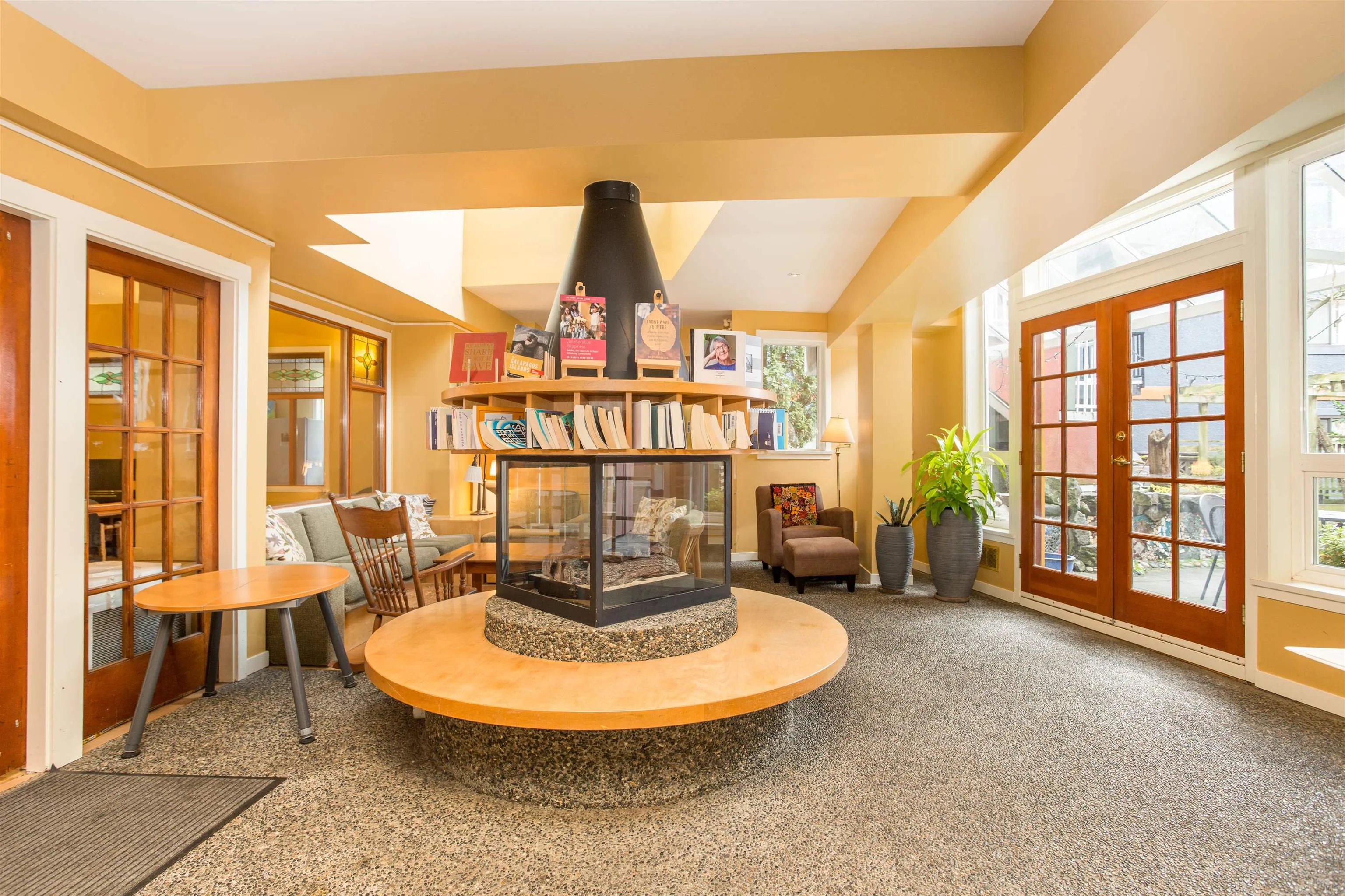 510 Chesterfield Avenue #401