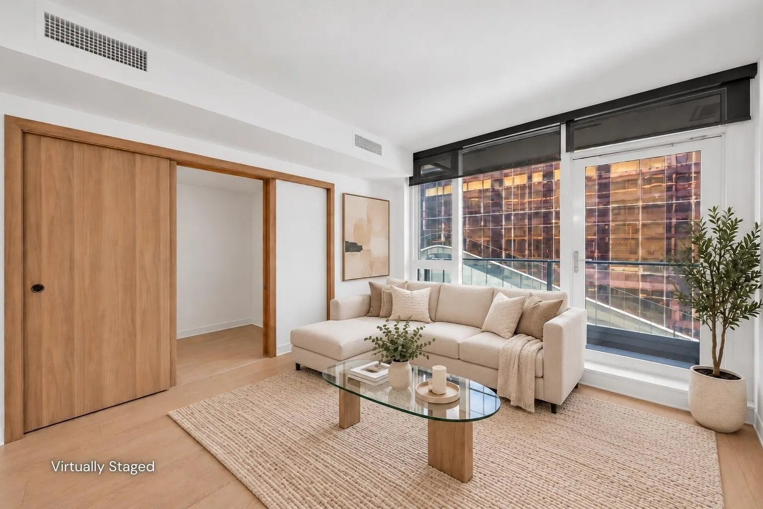 38 Smithe Street #752