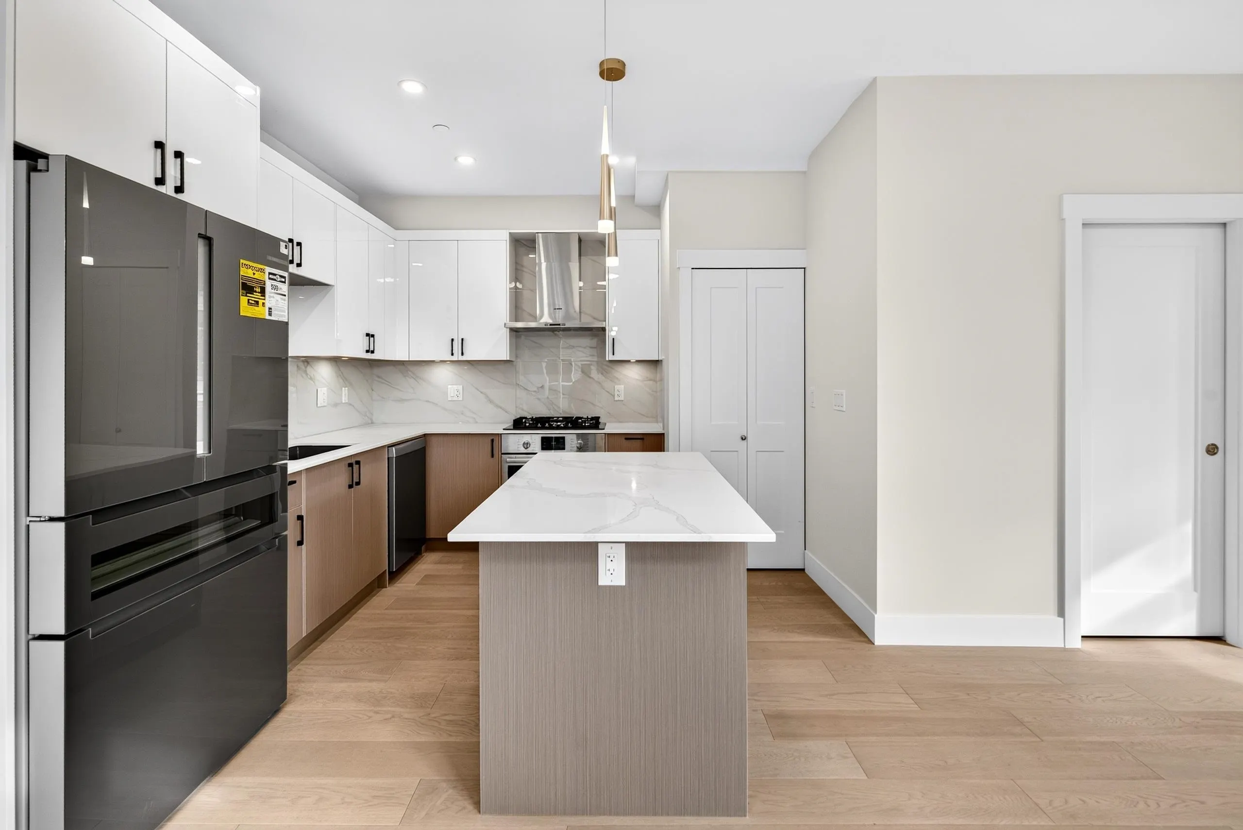 8299 Williams Road #9