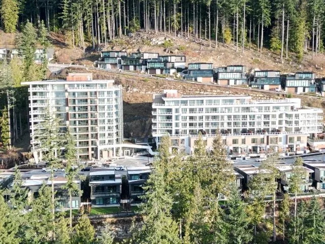3963 Uplands Way #303