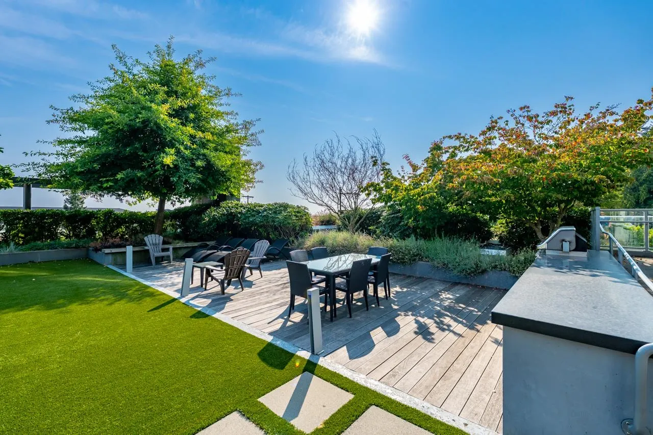 958 Ridgeway Avenue #1606
