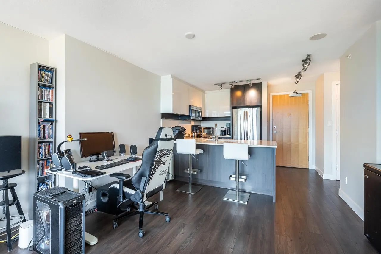 958 Ridgeway Avenue #1606