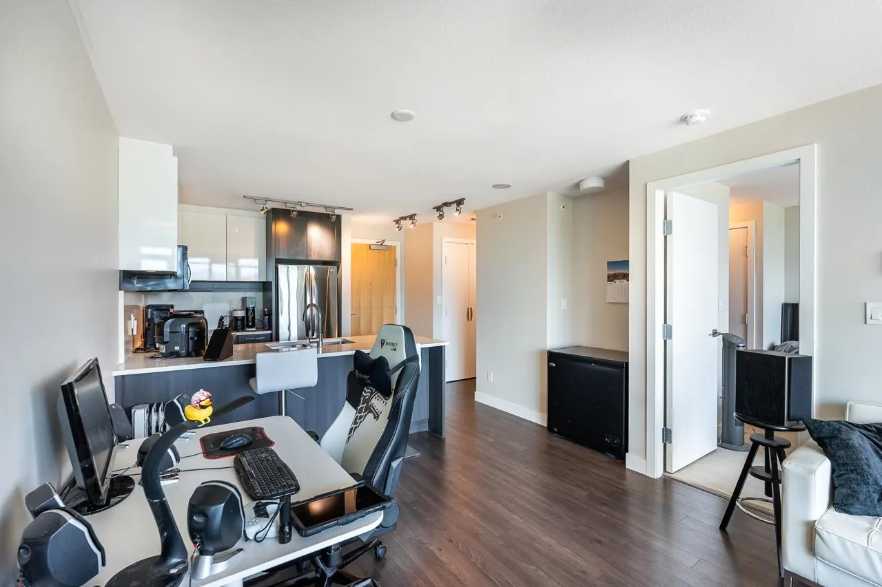 958 Ridgeway Avenue #1606