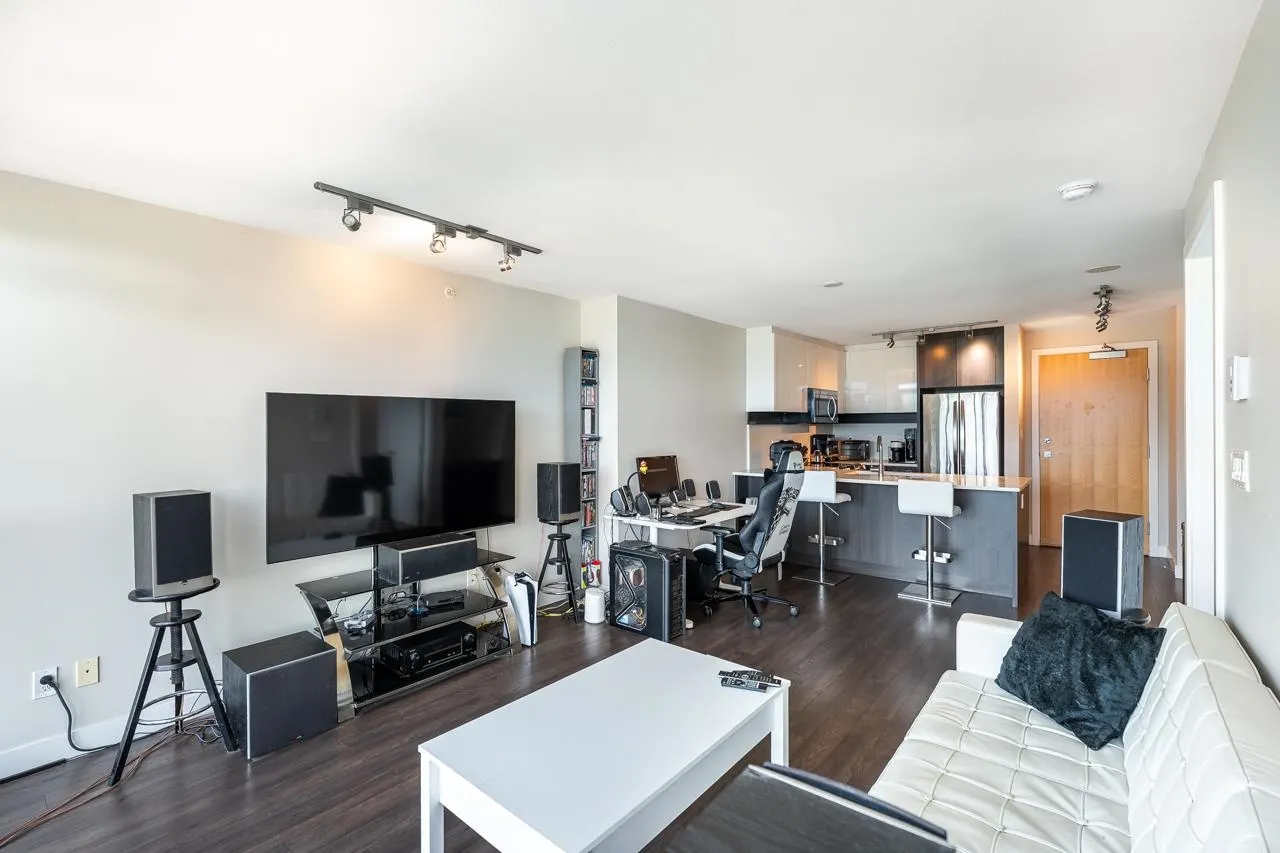 958 Ridgeway Avenue #1606