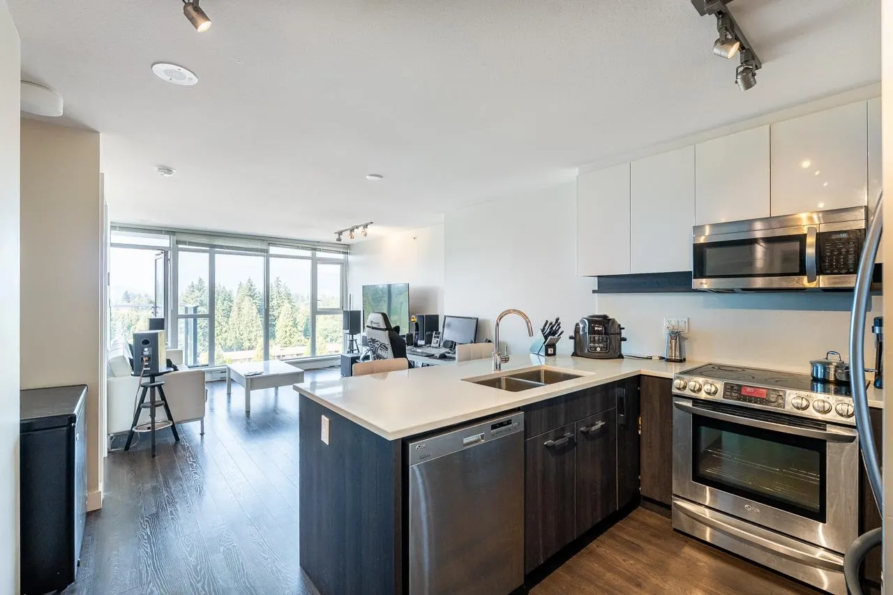 958 Ridgeway Avenue #1606