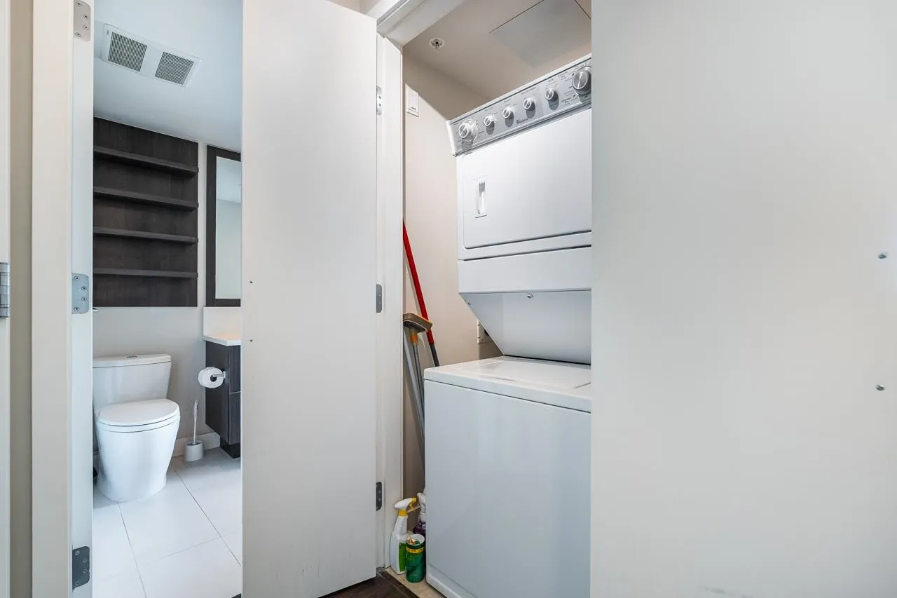 958 Ridgeway Avenue #1606